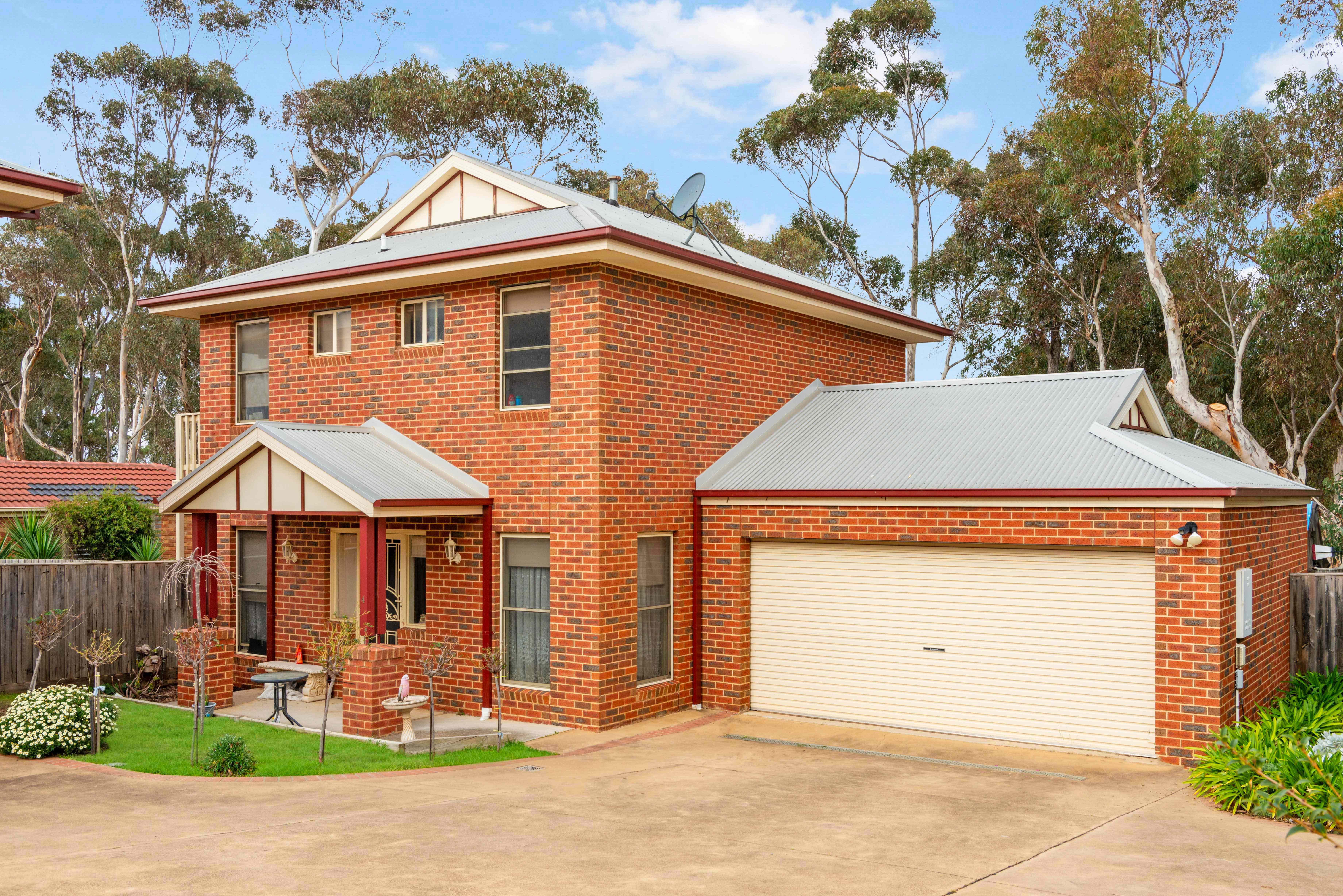 Home For Rent: VIC Bacchus Marsh, VIC 3340 Townhouse | Prop-GPT the AI-Powered Property Portal