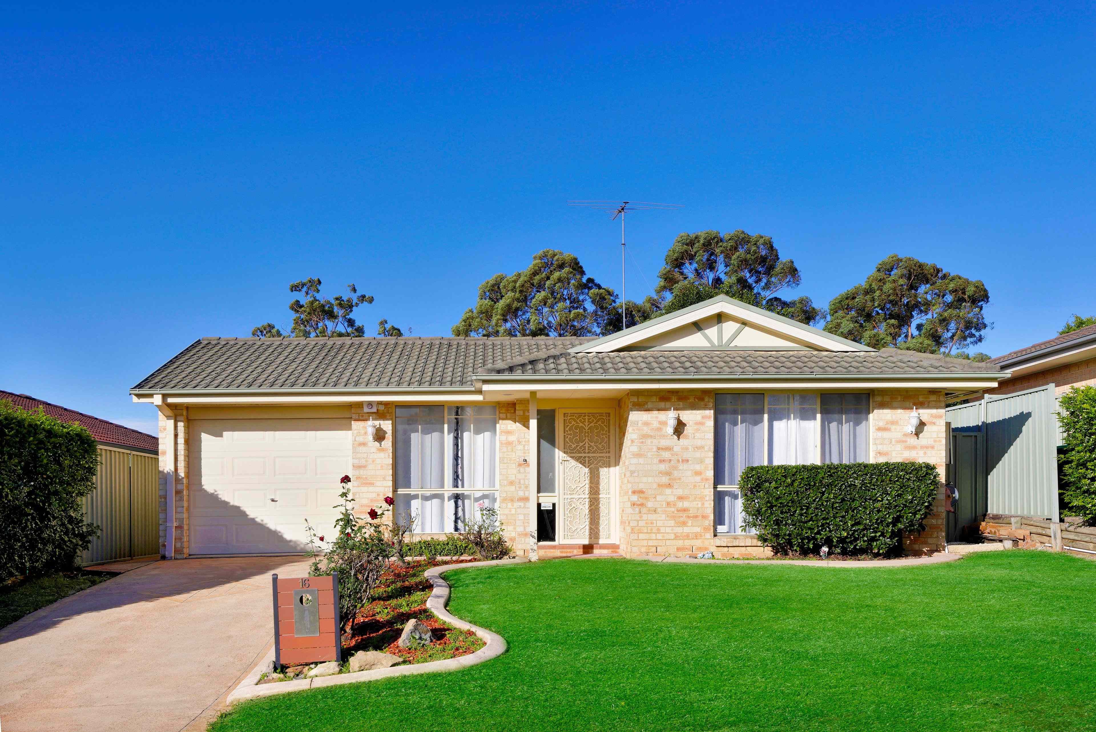 Home For Rent: NSW Glenmore Park, NSW 2745 House | Prop-GPT the AI-Powered Property Portal