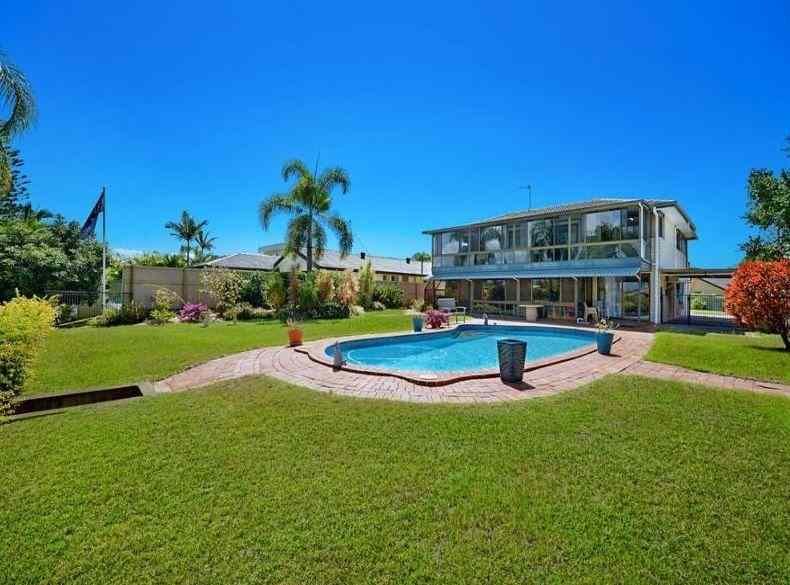 Home For Rent: QLD Broadbeach Waters, QLD 4218 House | Prop-GPT the AI-Powered Property Portal