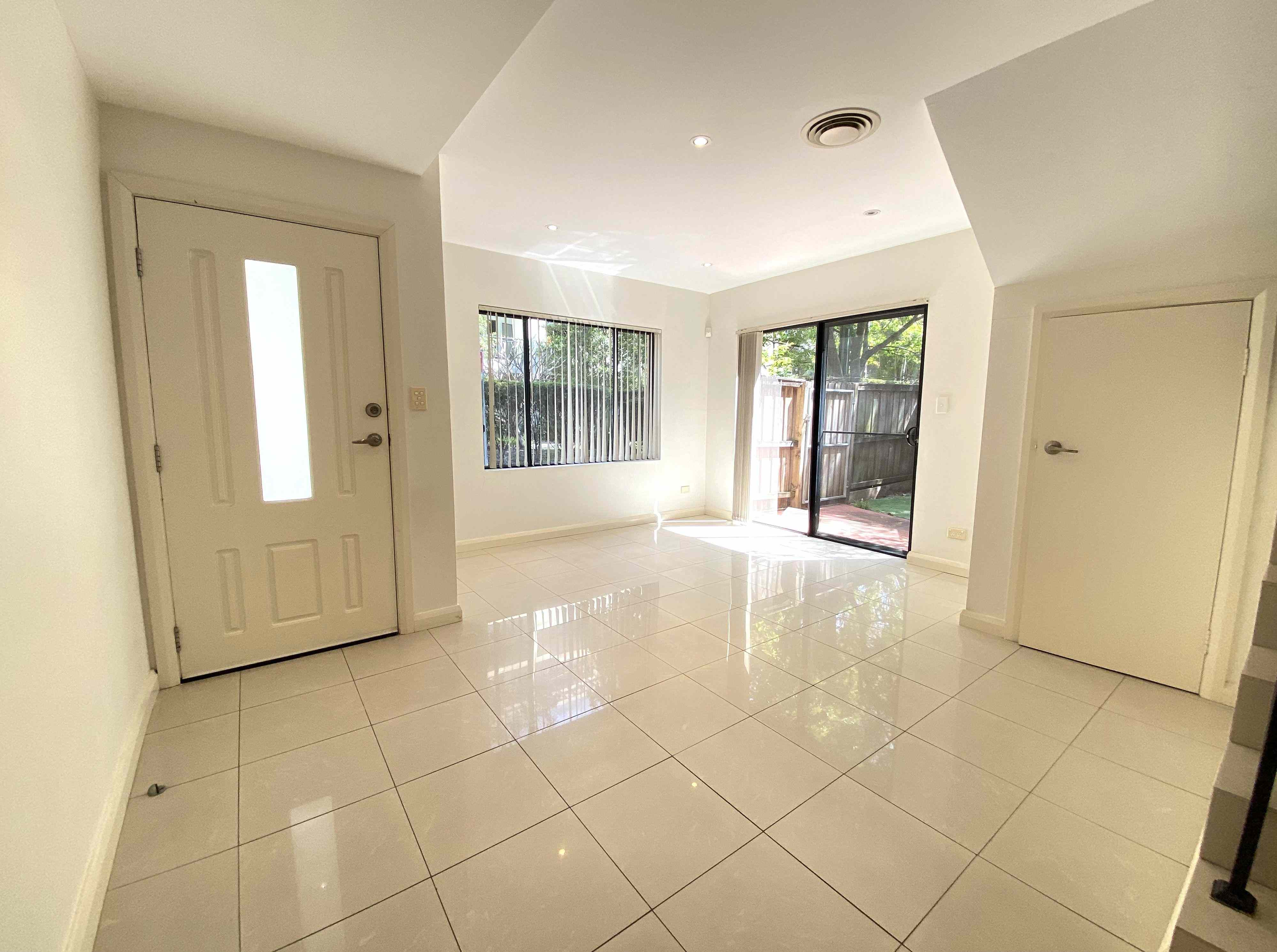 Home For Rent: NSW Erskineville, NSW 2043 Townhouse | Prop-GPT the AI-Powered Property Portal