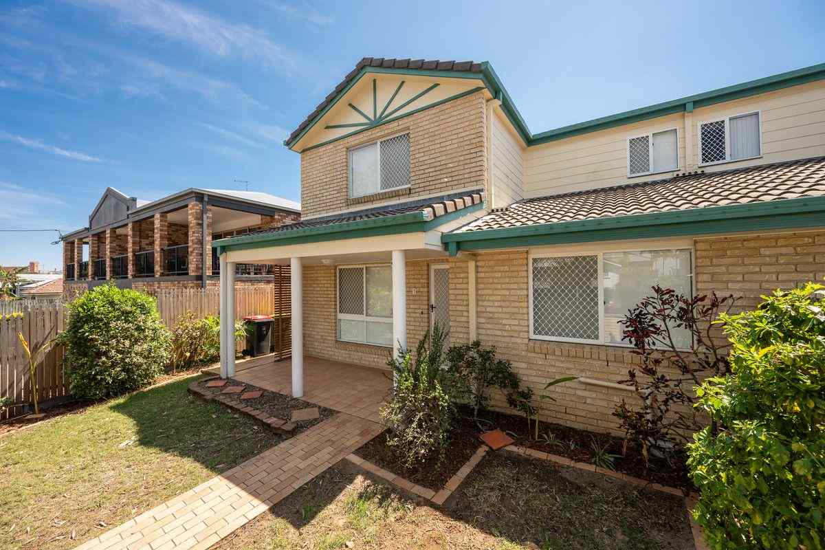 Queensland 4032: QLD Chermside, QLD 4032 House | Prop-GPT the AI-Powered Property Portal