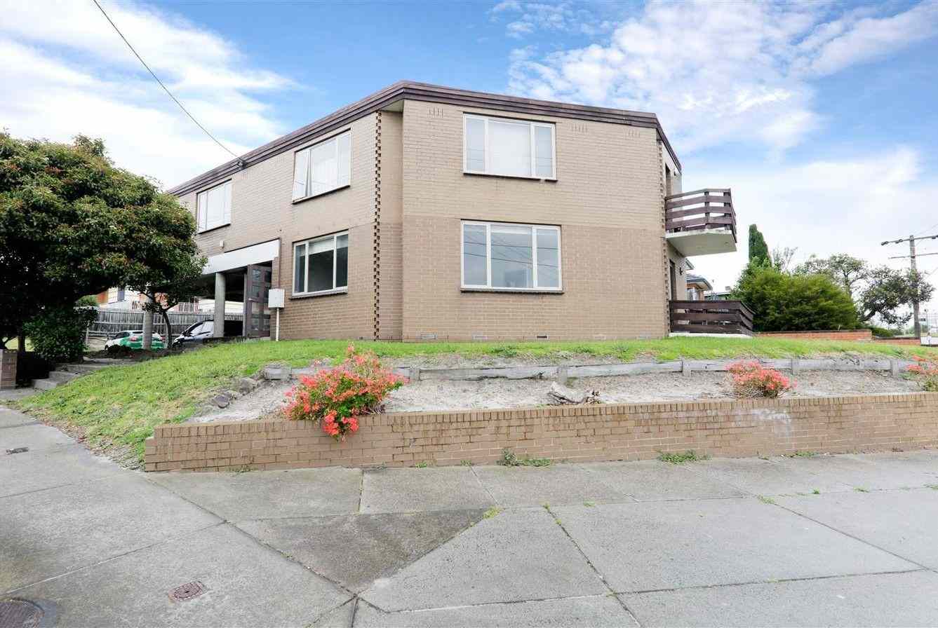 Home For Rent: VIC Oakleigh, VIC 3166 House | Prop-GPT the AI-Powered Property Portal