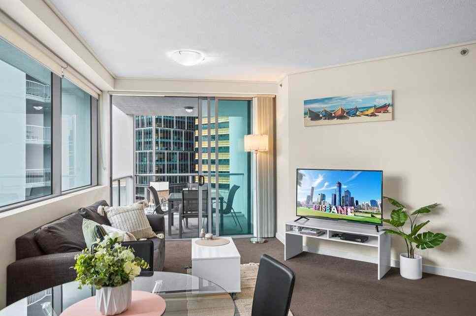 Home For Rent: QLD Brisbane City, QLD 4000 Apartment | Prop-GPT the AI-Powered Property Portal
