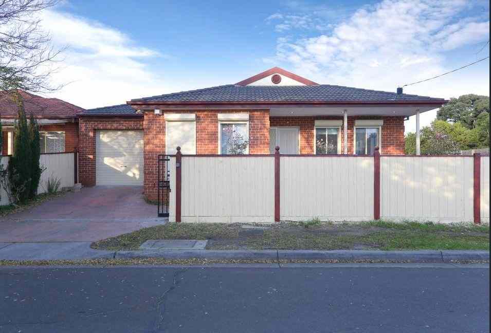 Home For Rent: VIC Glen Waverley, VIC 3150 House | Prop-GPT the AI-Powered Property Portal