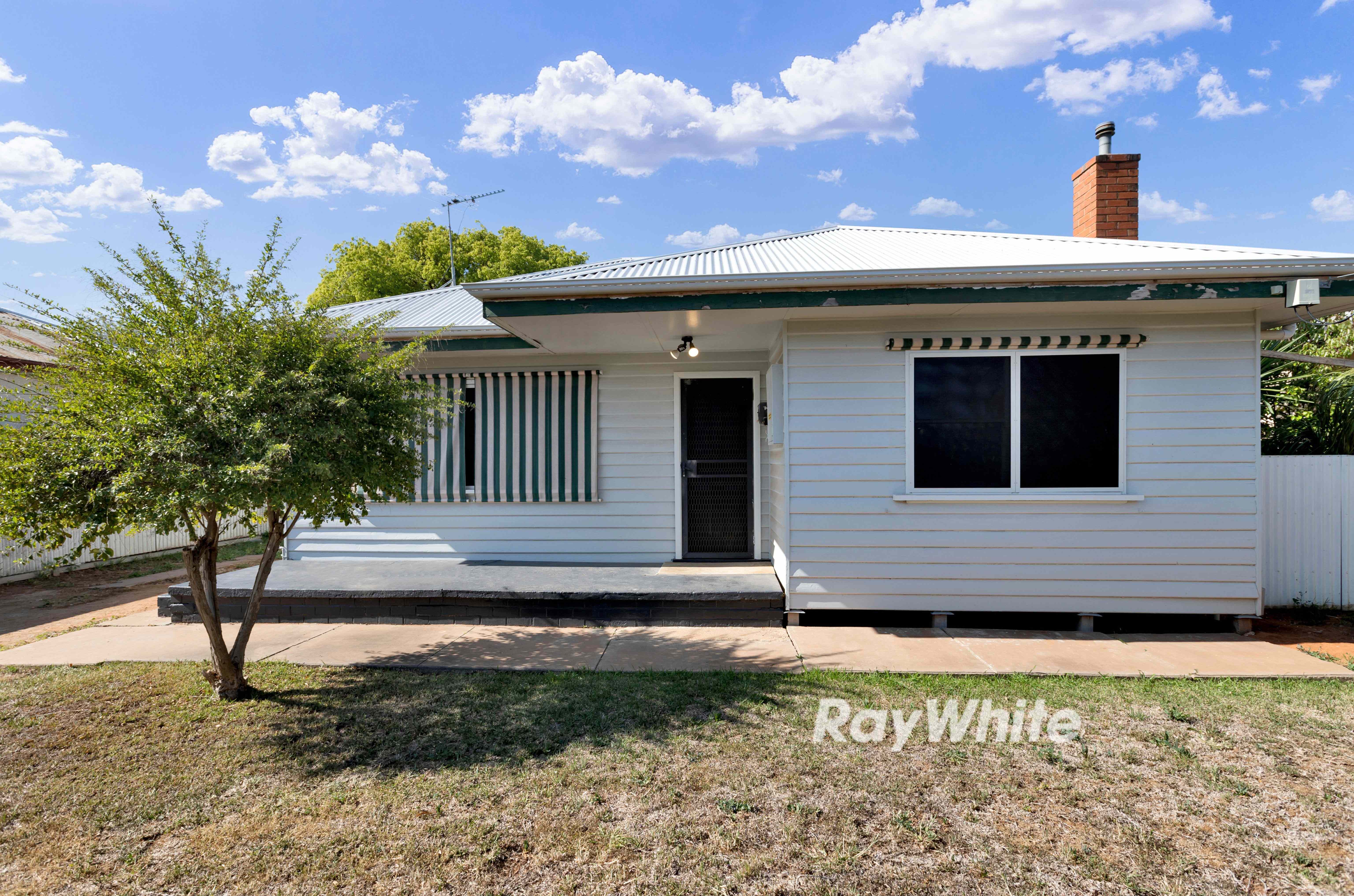 Neat 2 Bedroom Property with Large Rear Yard: VIC Mildura, VIC 3500 House | Prop-GPT the AI-Powered Property Portal