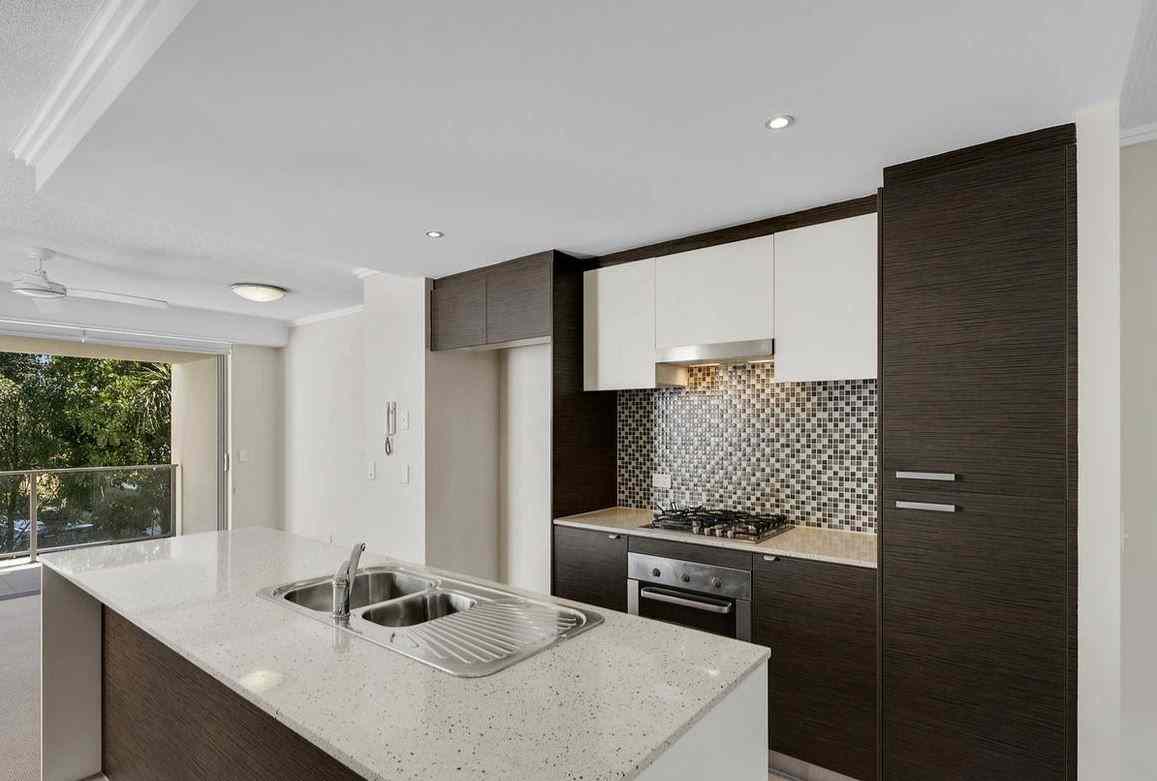 Home For Rent: QLD Southport, QLD 4215 House | Prop-GPT the AI-Powered Property Portal