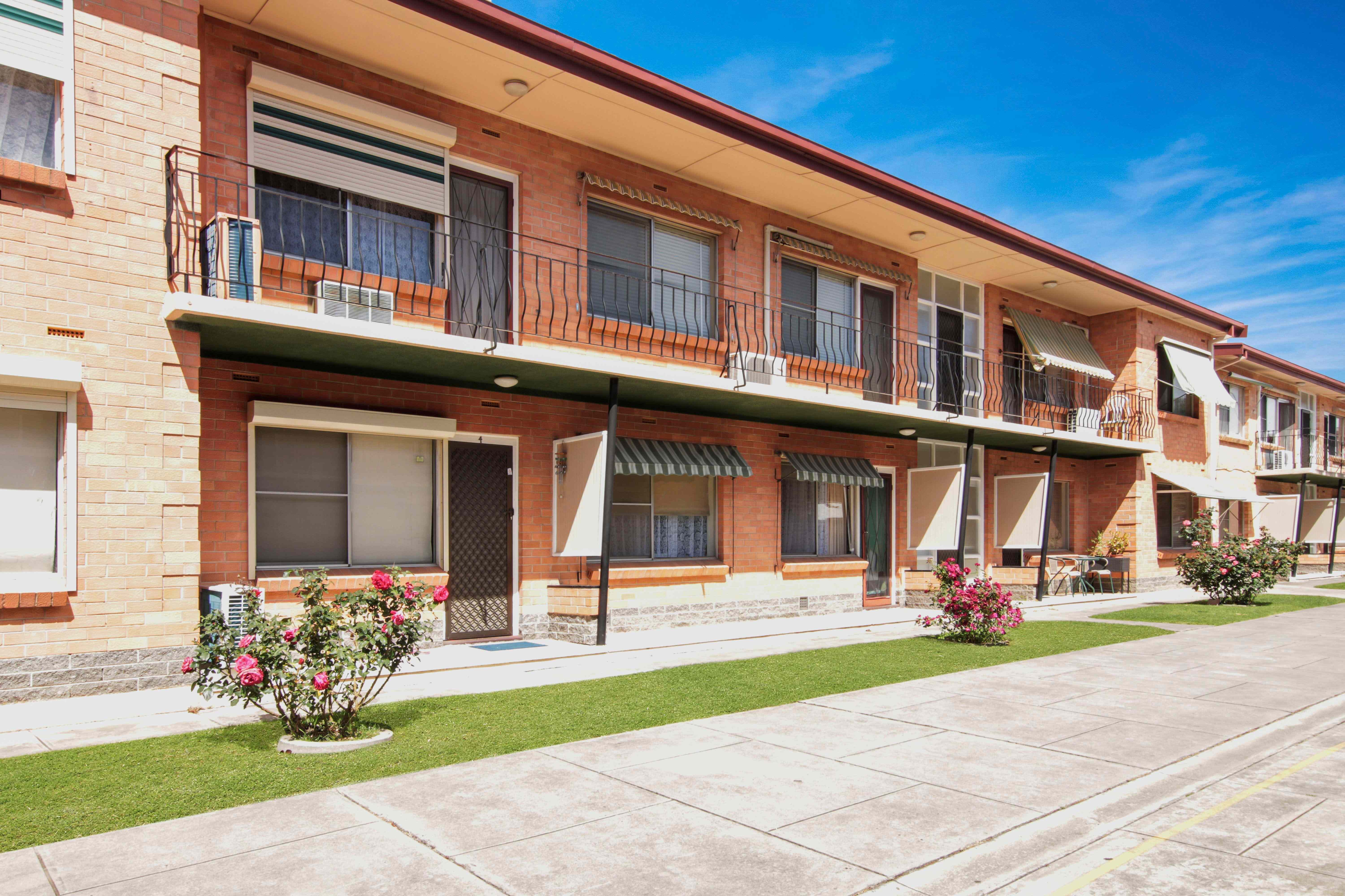 Convenient City Living - Bright Upstairs Unit Near Everything!: SA Everard Park, SA 5035 Unit | Prop-GPT the AI-Powered Property Portal