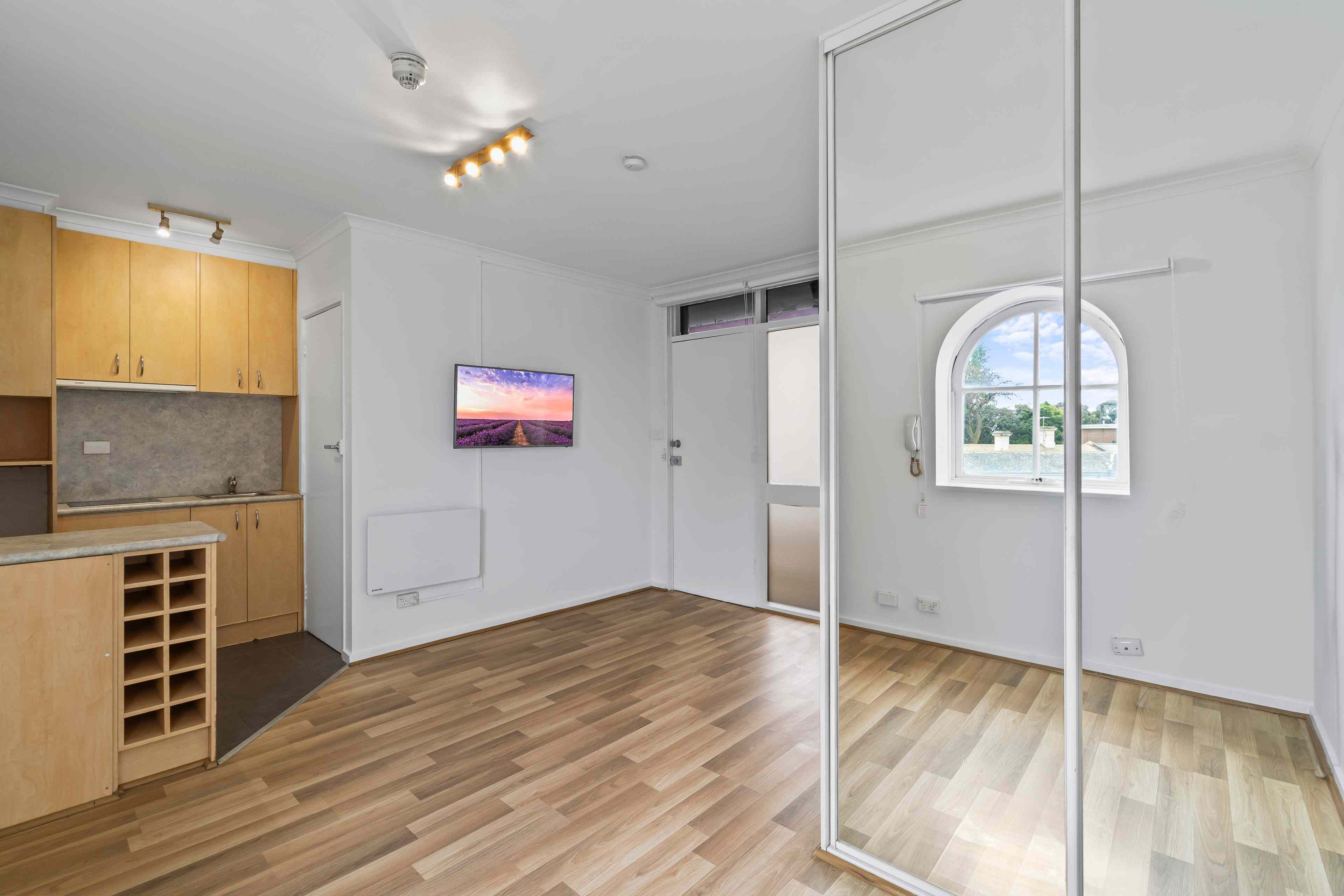 Well positioned in St Kilda: VIC St Kilda, VIC 3182 Studio | Prop-GPT the AI-Powered Property Portal