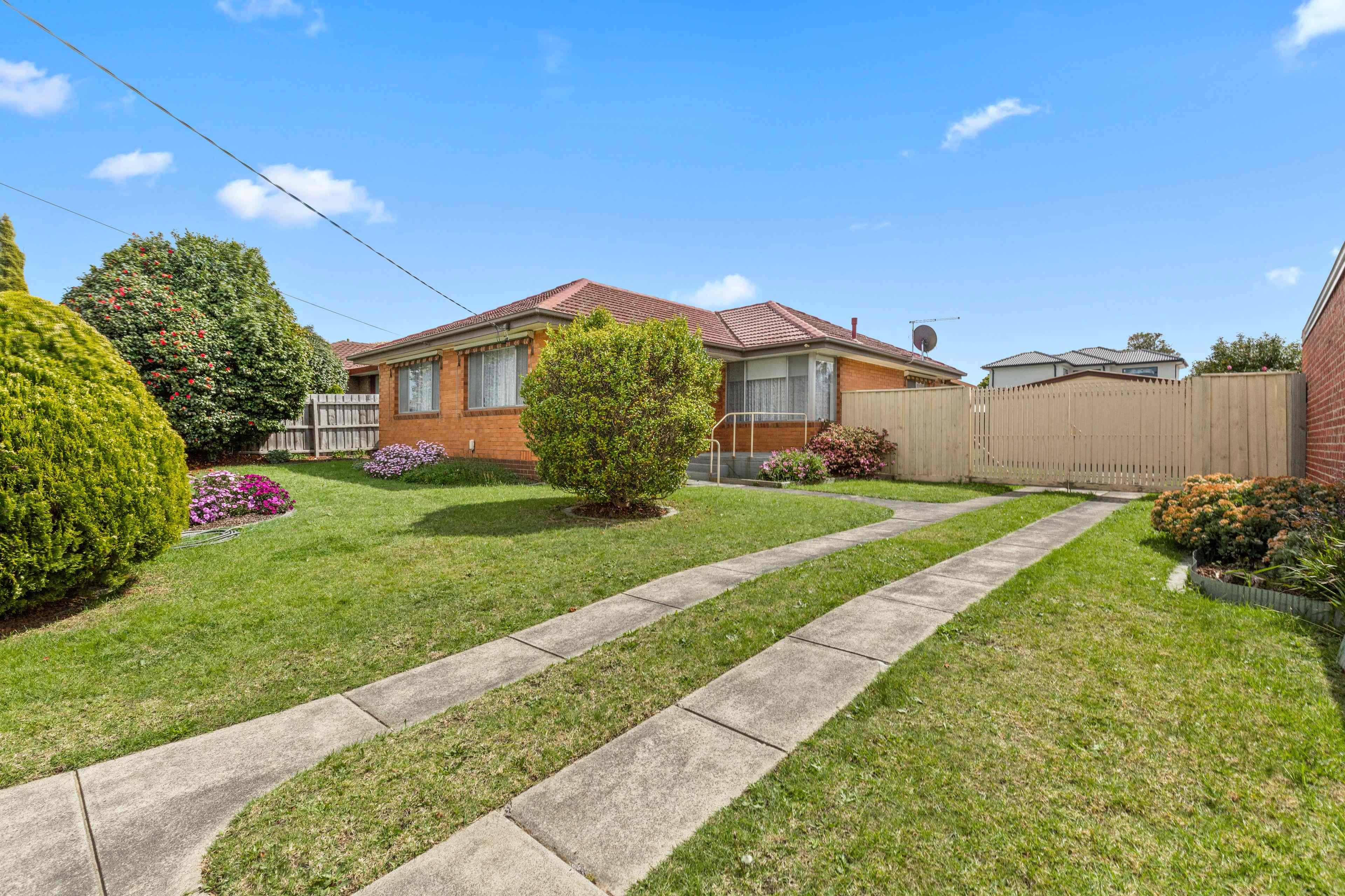 Bright family home!!!: VIC Mulgrave, VIC 3170 House | Prop-GPT the AI-Powered Property Portal