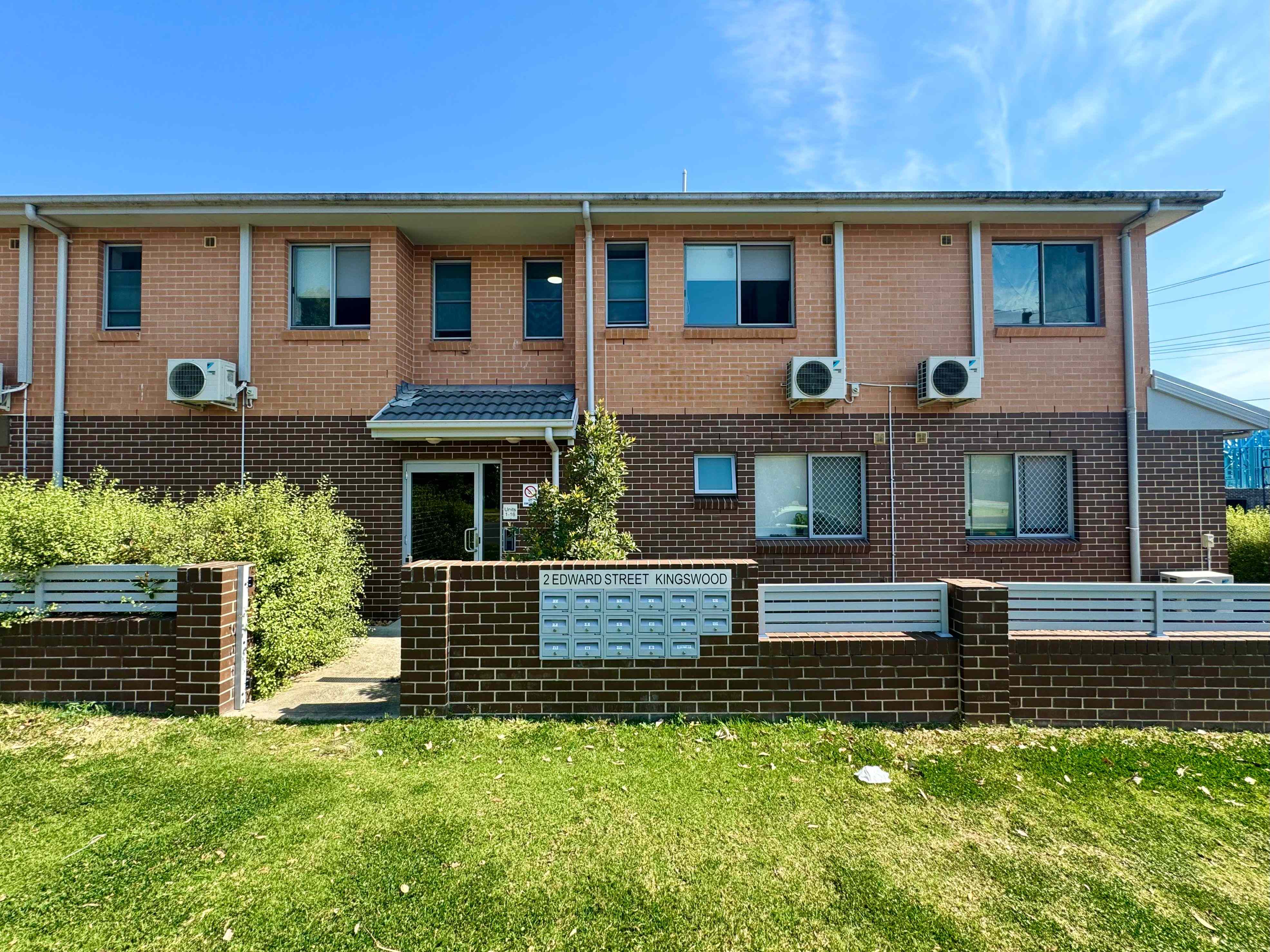 Modern Studio Apartment: NSW Kingswood, NSW 2747 Unit | Prop-GPT the AI-Powered Property Portal