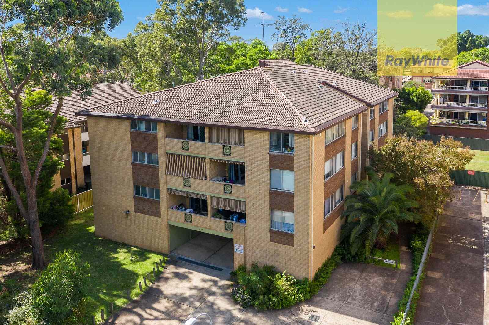 Prop-GPT: Unit: NSW Parramatta, NSW 2150 2 bedroom unit  in Prime Riverside Location