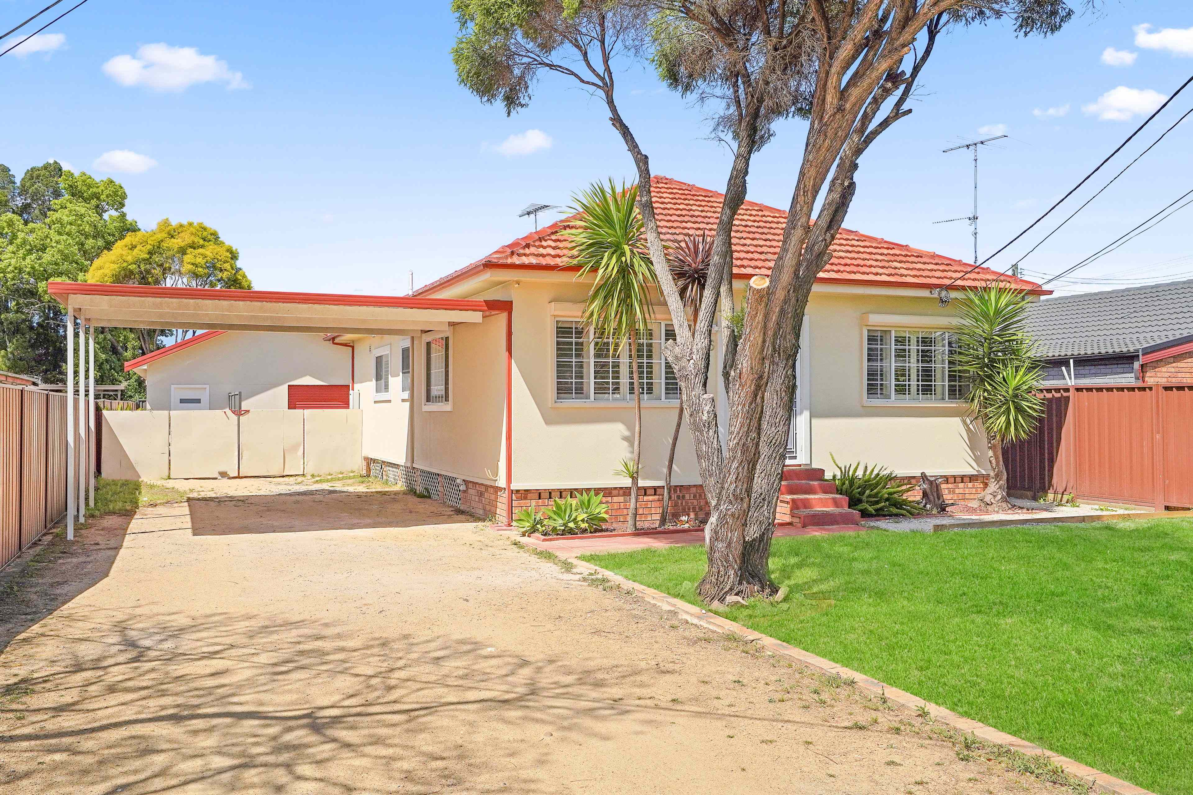 Prop-GPT: House: NSW Mount Druitt, NSW 2770 UPDATED FOUR BEDROOM HOME WITH WATER & ELEC INCLUDED