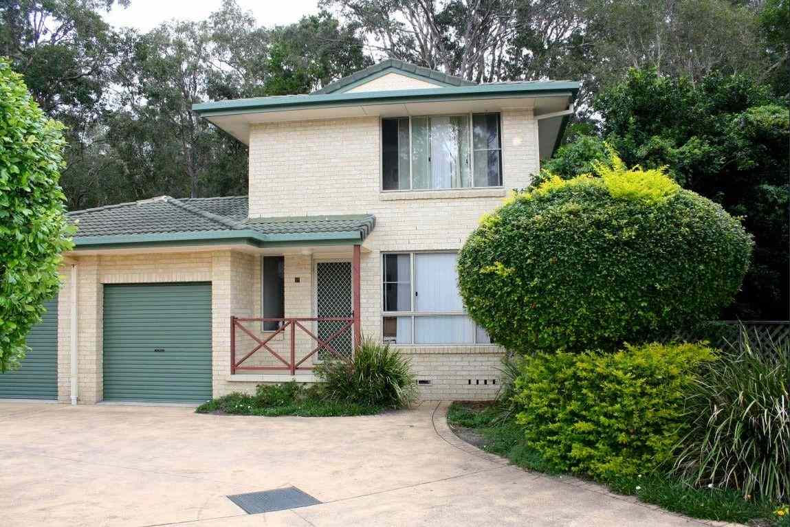 TWO BEDROOM FURNISHED TOWNHOUSE: NSW Yamba, NSW 2464 Townhouse | Prop-GPT the AI-Powered Property Portal