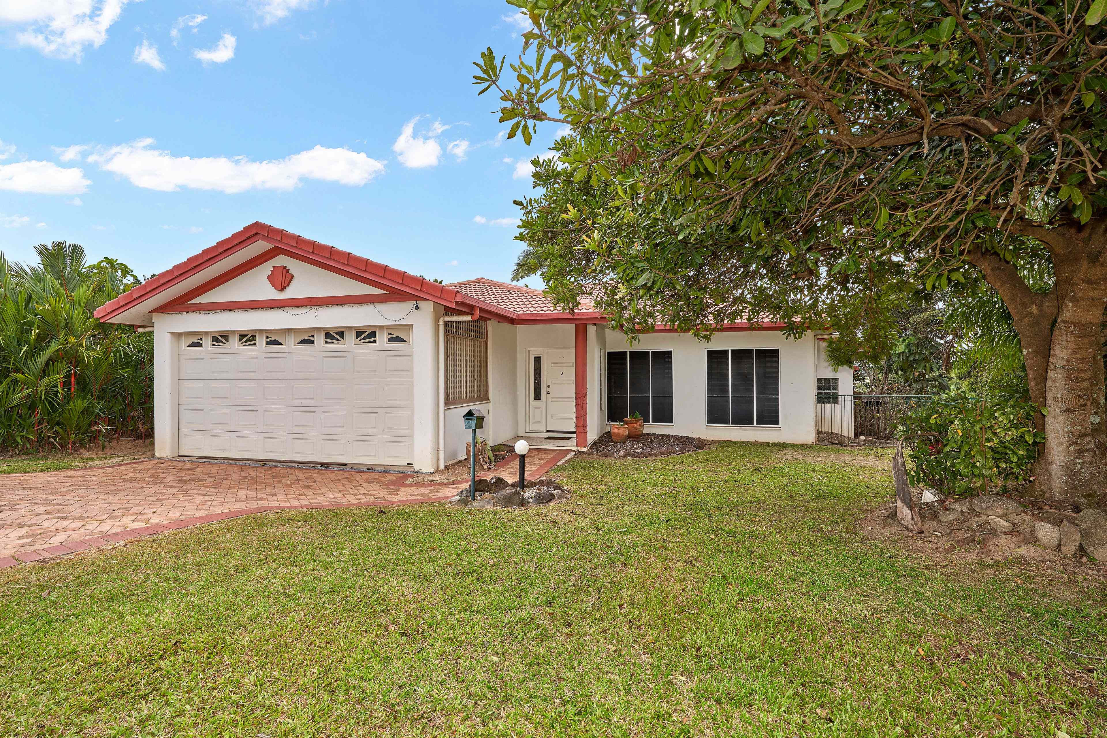 BEAUTIFUL PARK RIDGE FAMILY HOME WITH A POOL!: QLD Brinsmead, QLD 4870 House | Prop-GPT the AI-Powered Property Portal