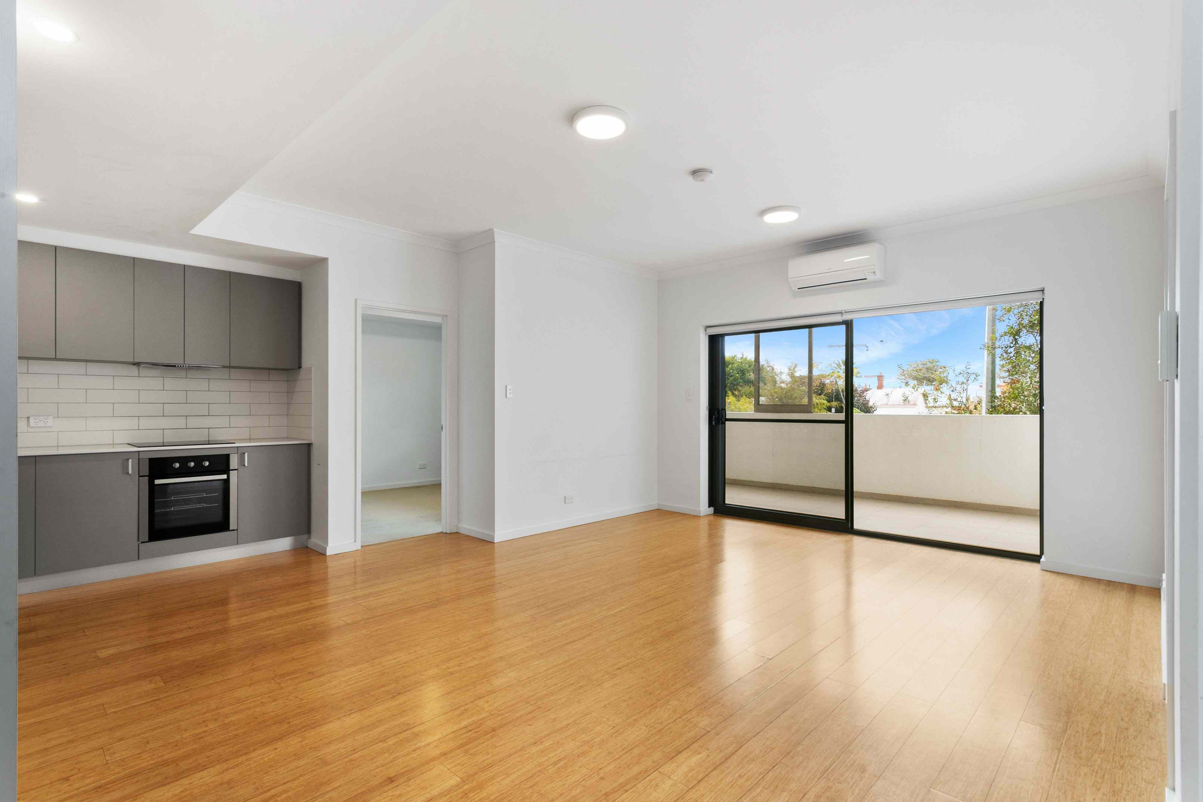 Inner City Living: WA Perth, WA 6000 Unit | Prop-GPT the AI-Powered Property Portal
