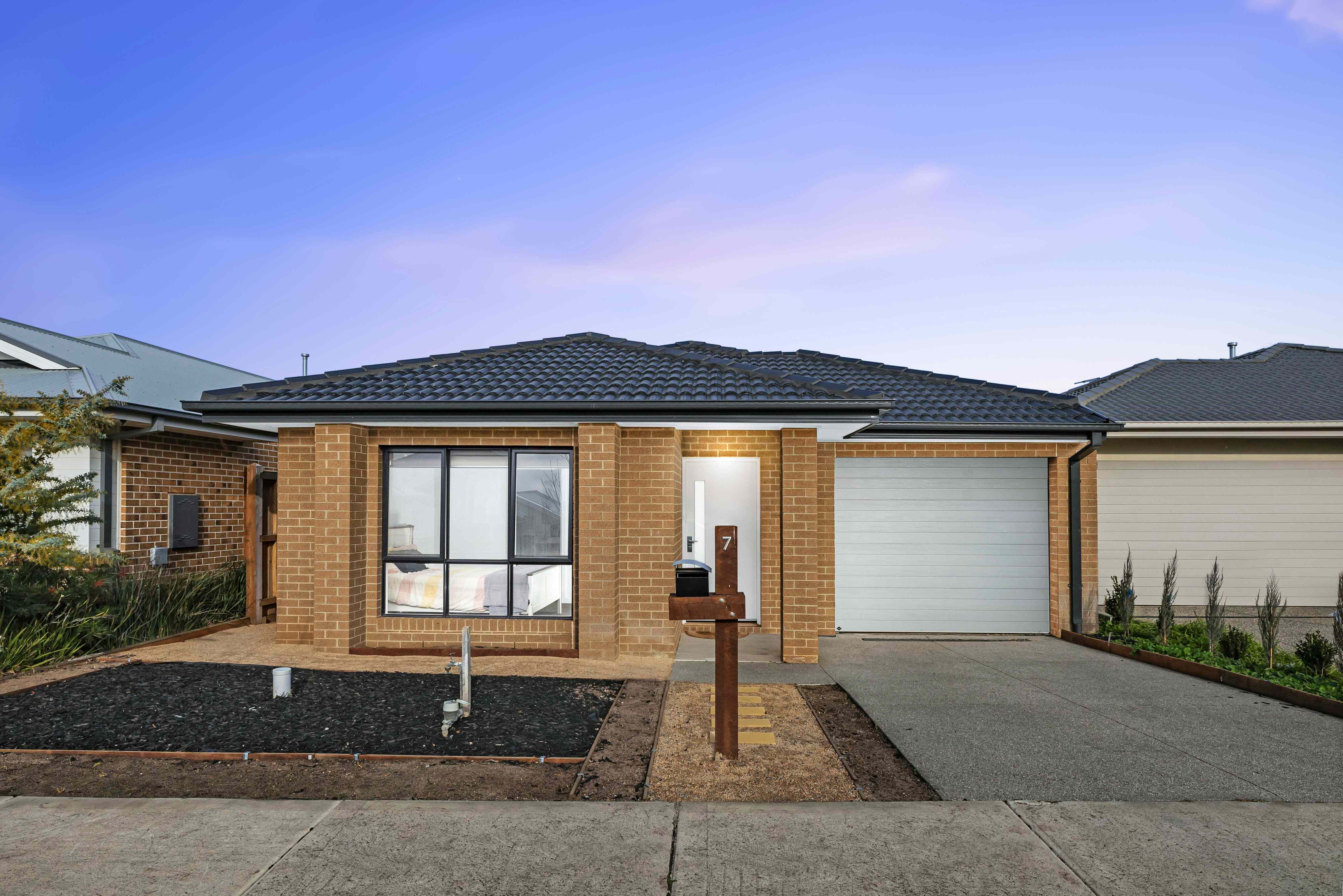 A Light-Filled Rosenthal Gem with Effortless Charm: VIC Sunbury, VIC 3429 House | Prop-GPT the AI-Powered Property Portal