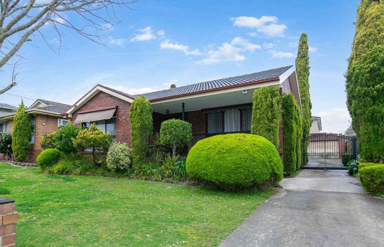 Spacious Family Home: VIC Glen Waverley, VIC 3150 House | Prop-GPT the AI-Powered Property Portal