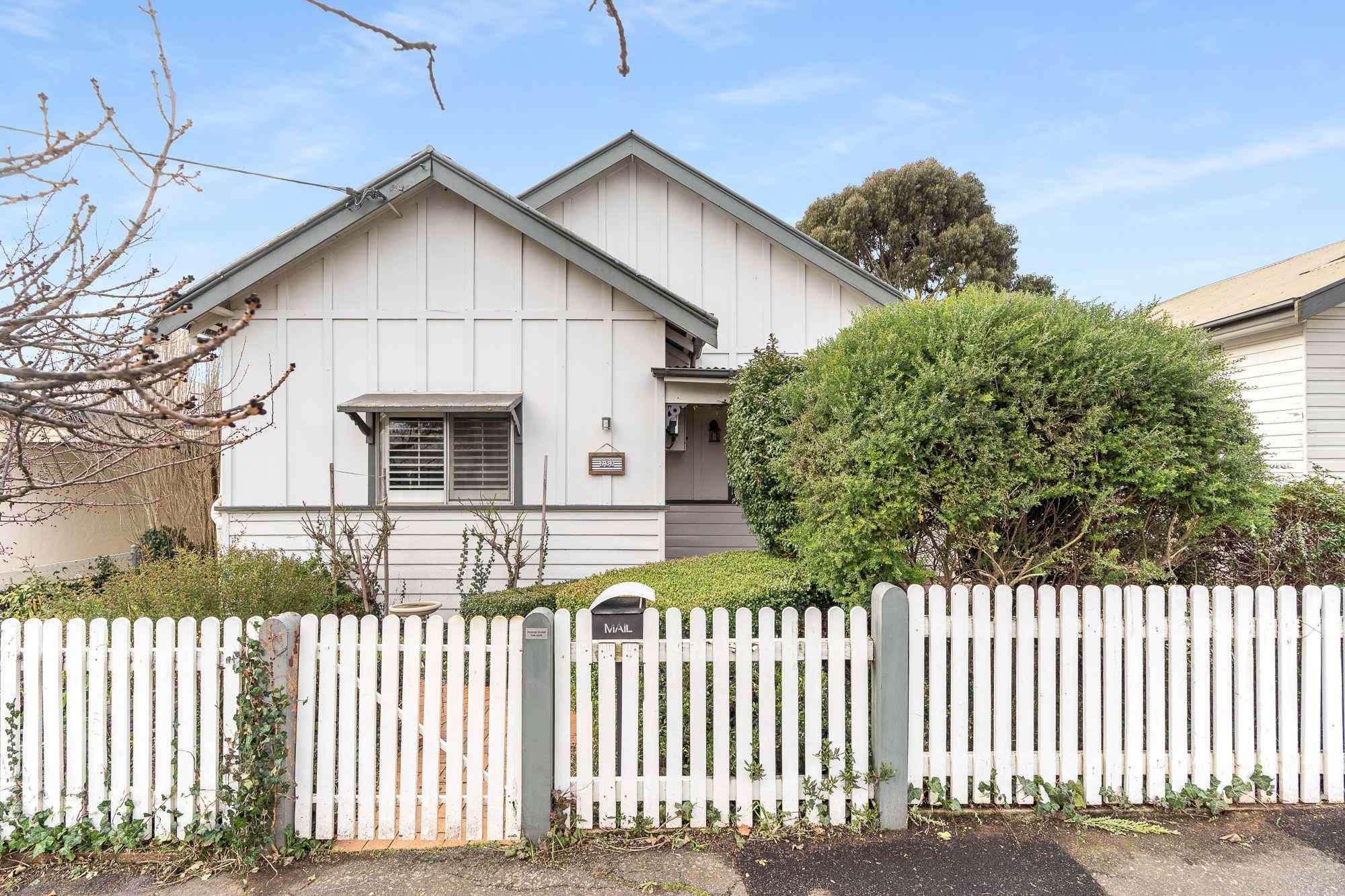 Charming CBD Retreat: NSW Orange, NSW 2800 House | Prop-GPT the AI-Powered Property Portal