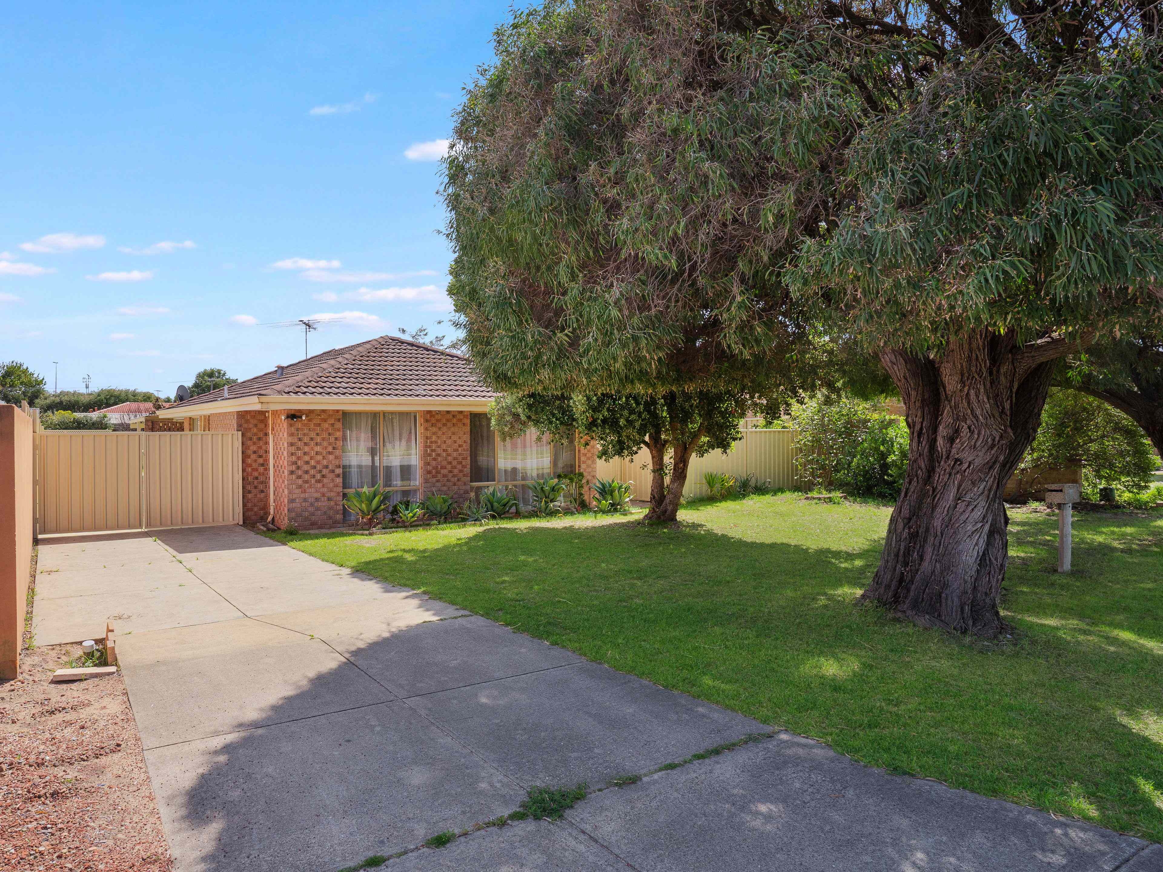 Three Bedroom Home in Warnbro: WA Warnbro, WA 6169 House | Prop-GPT the AI-Powered Property Portal