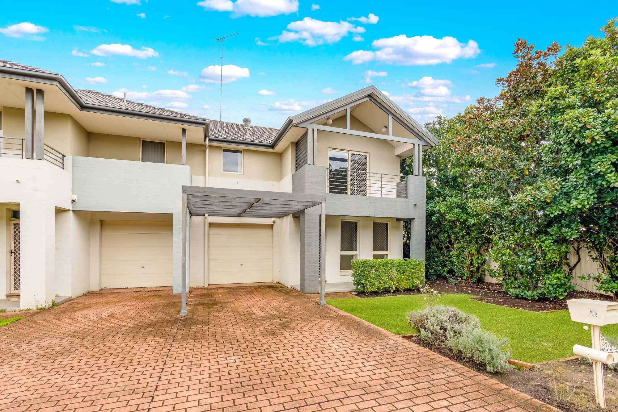 Modern Townhouse n Prime Casula Location: NSW Casula, NSW 2170 Townhouse | Prop-GPT the AI-Powered Property Portal