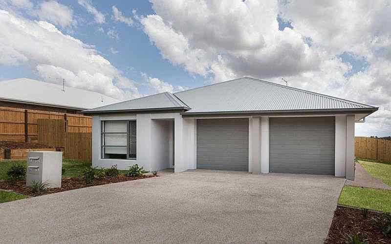MODERN 4 BEDROOM!!: QLD Brassall, QLD 4305 House | Prop-GPT the AI-Powered Property Portal