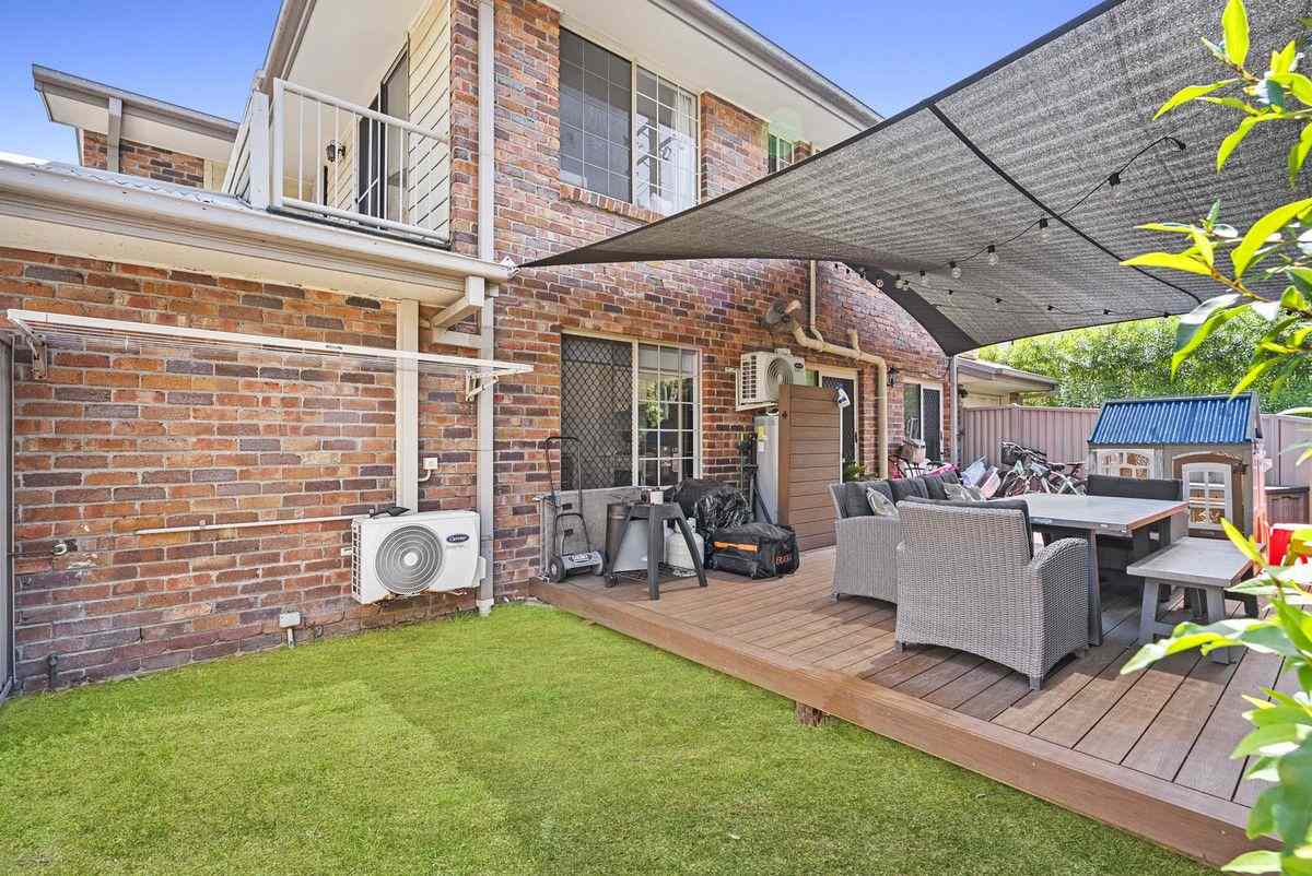 2/9 Railway Street, Mudgeeraba, QLD 4213 - Townhouse for Rent - harcourts.net: QLD Mudgeeraba, QLD 4213 House | Prop-GPT the AI-Powered Property Portal
