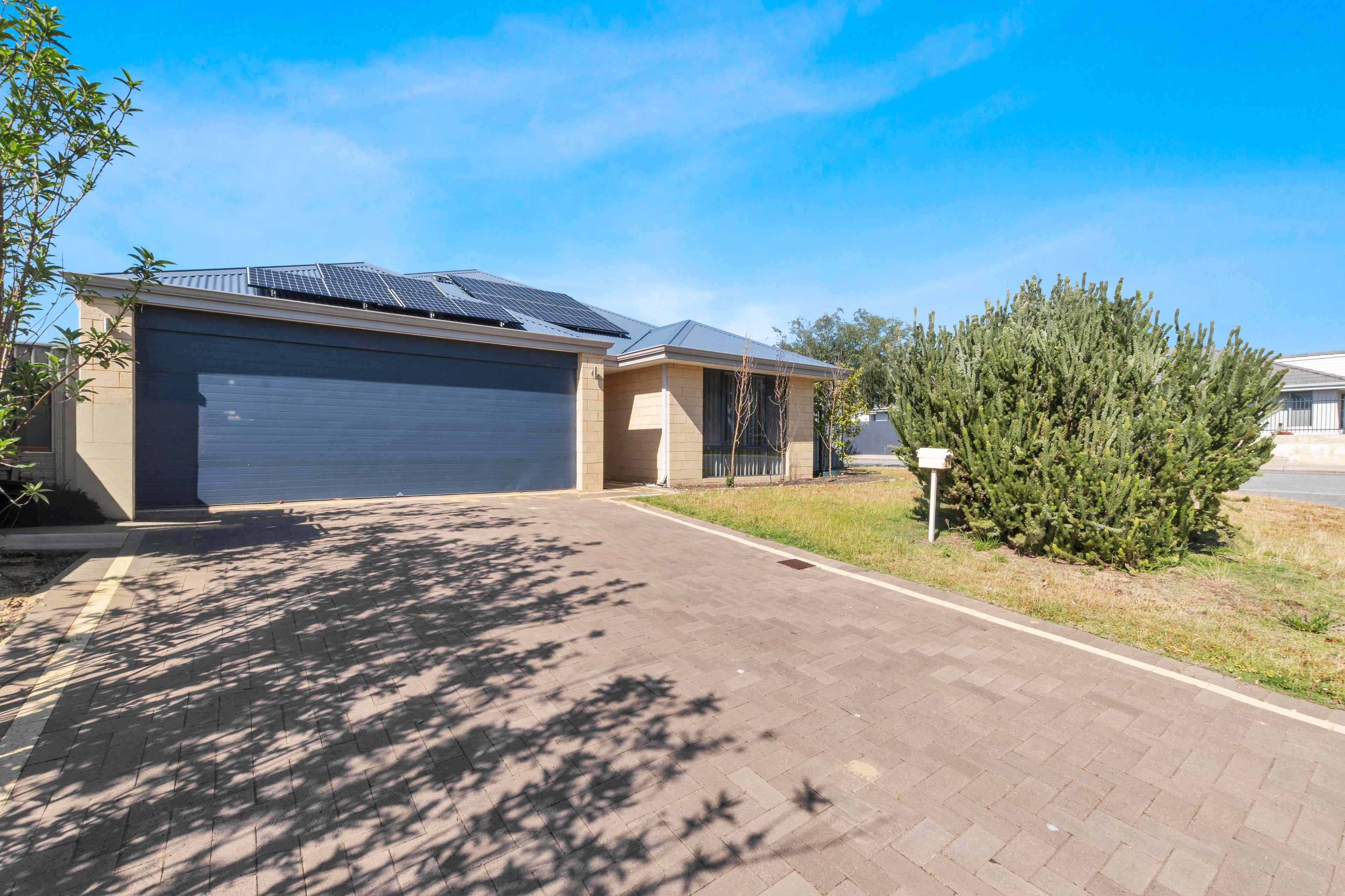 Large Four Bedroom Family Home in Baldivis: WA Baldivis, WA 6171 House | Prop-GPT the AI-Powered Property Portal