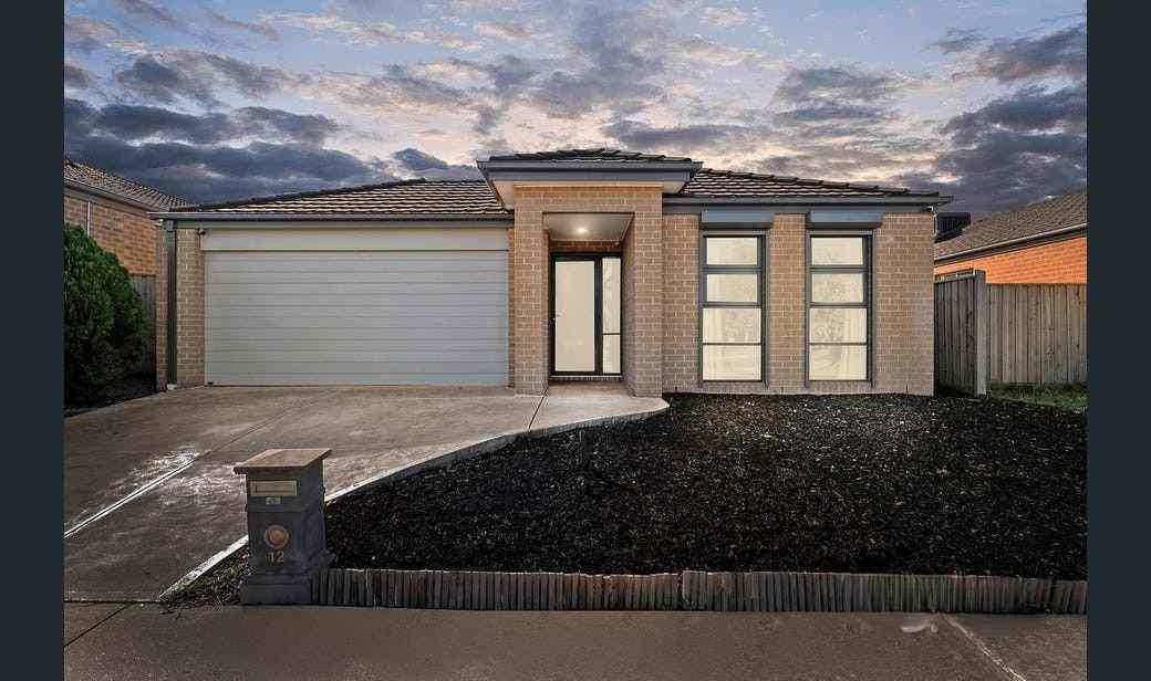 Ready for you to move in now!: VIC Brookfield, VIC 3338 House | Prop-GPT the AI-Powered Property Portal