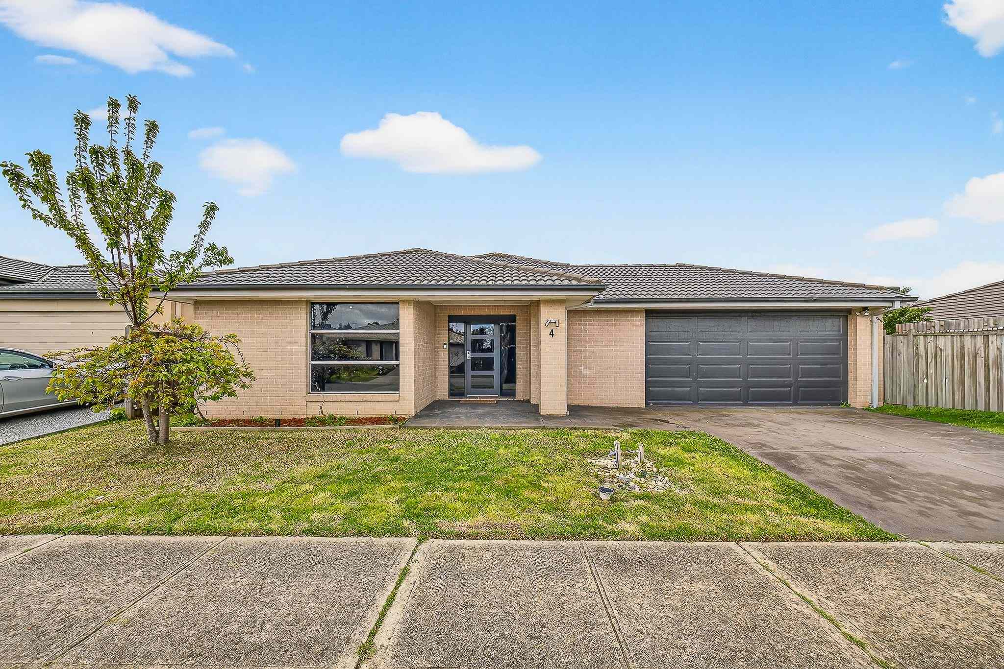 Prestigious Family Living in Cascades on Clyde Estate: VIC Clyde North, VIC 3978 House | Prop-GPT the AI-Powered Property Portal