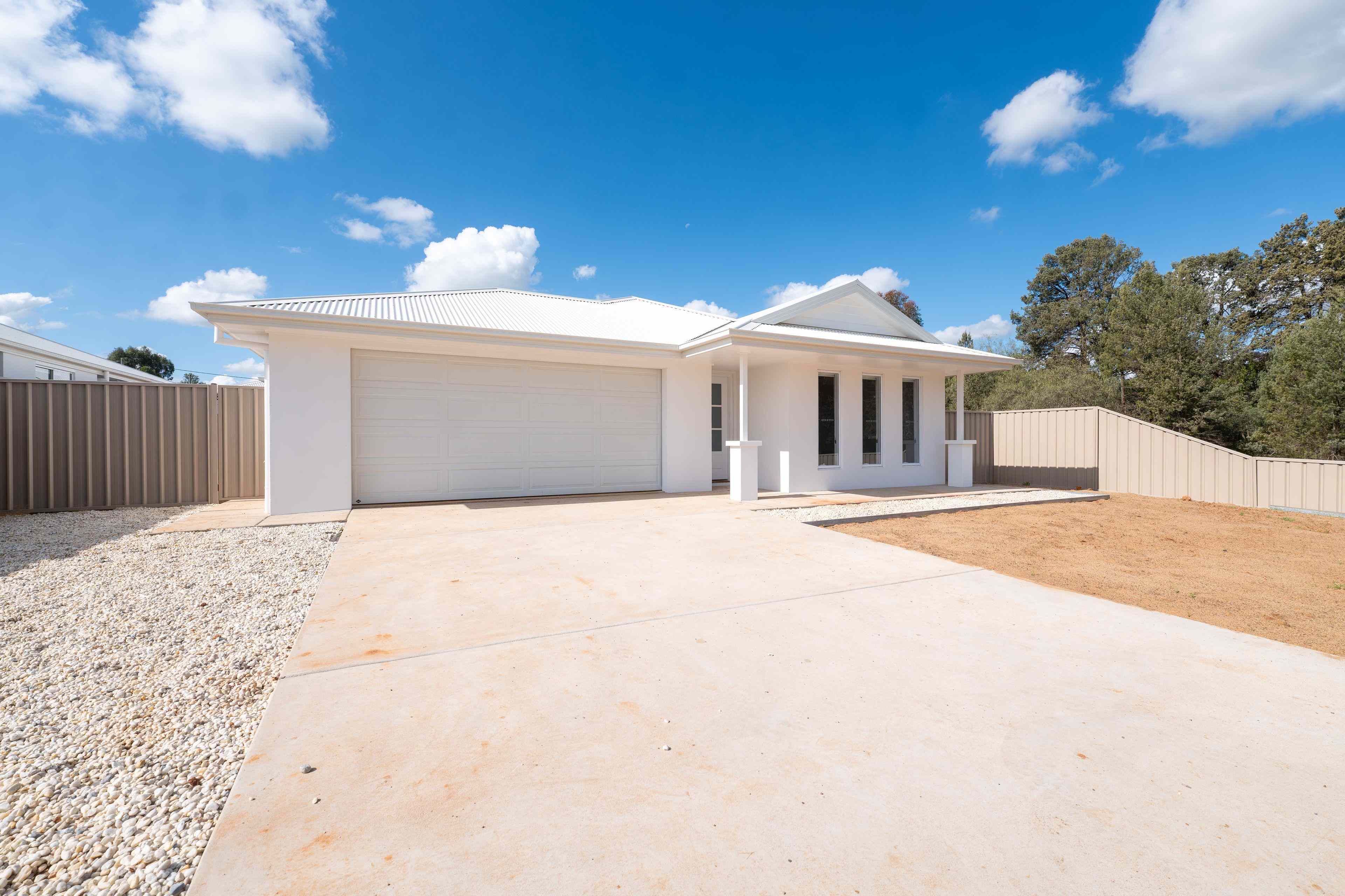 Modern 3 Bedroom Home!: NSW Coolamon, NSW 2701 House | Prop-GPT the AI-Powered Property Portal