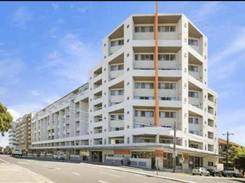 SUNNY BRIGHT AND THREE BEDROOMS APARTMENT AVAILABLE NOW ! ! !: NSW Hurstville, NSW 2220 Apartment | Prop-GPT the AI-Powered Property Portal