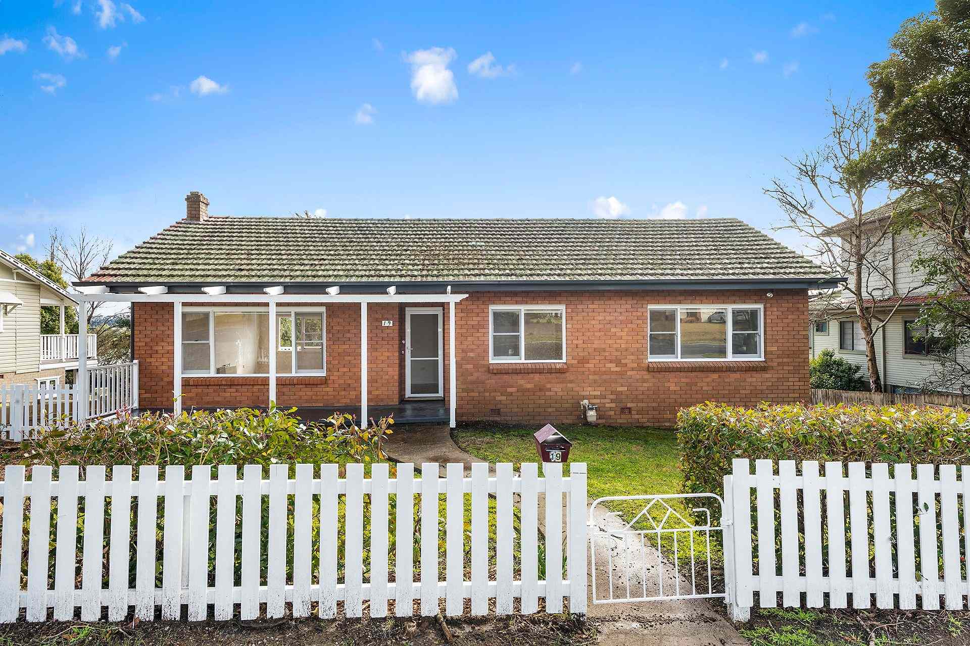 Light and Bright Three Bedroom Home: NSW Moss Vale, NSW 2577 House | Prop-GPT the AI-Powered Property Portal