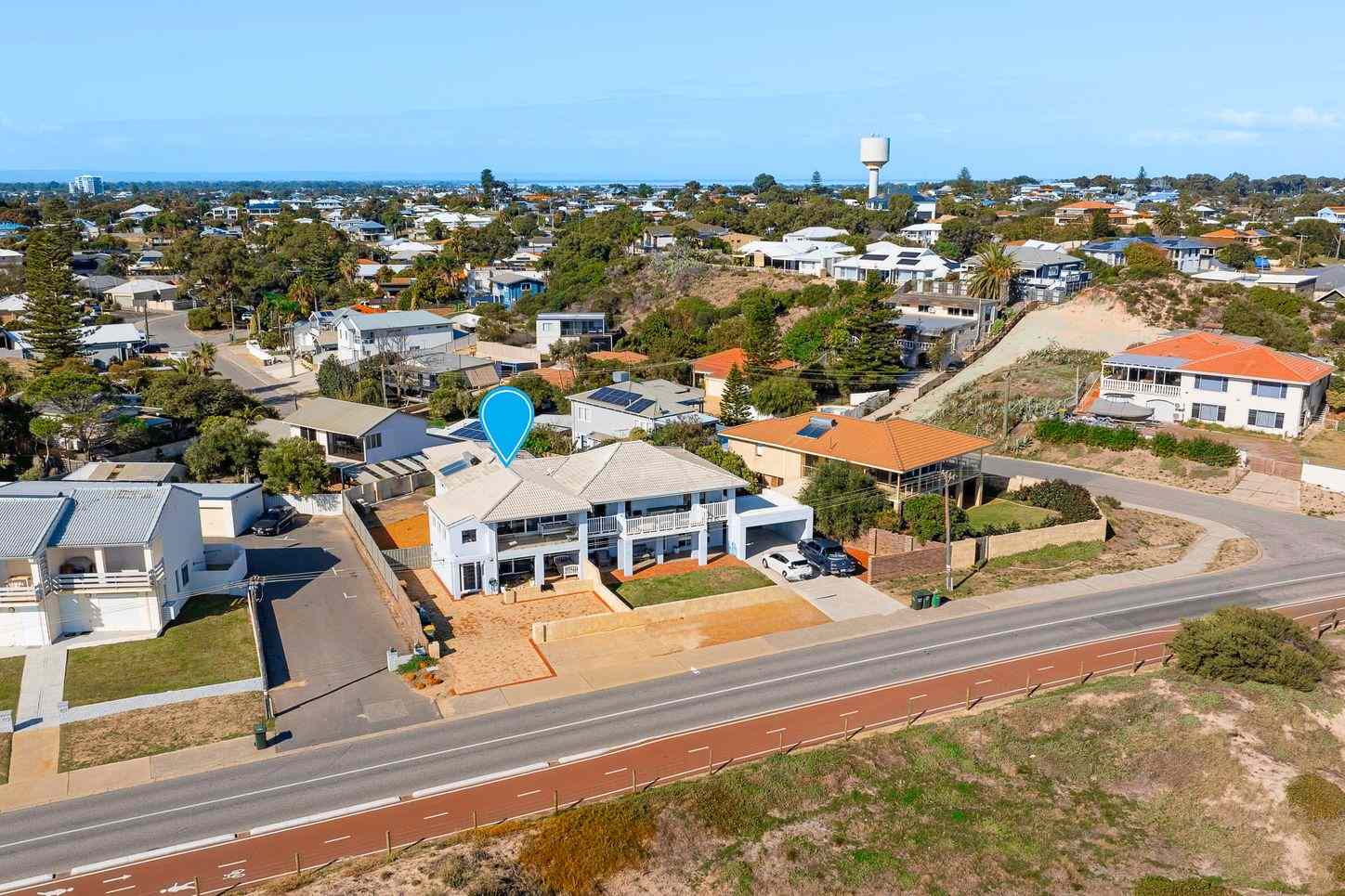 Prop-GPT: House: WA Halls Head, WA 6210 1/36B Halls Head Parade, HALLS HEAD, WA 6210 - House for Rent - harcourts.net