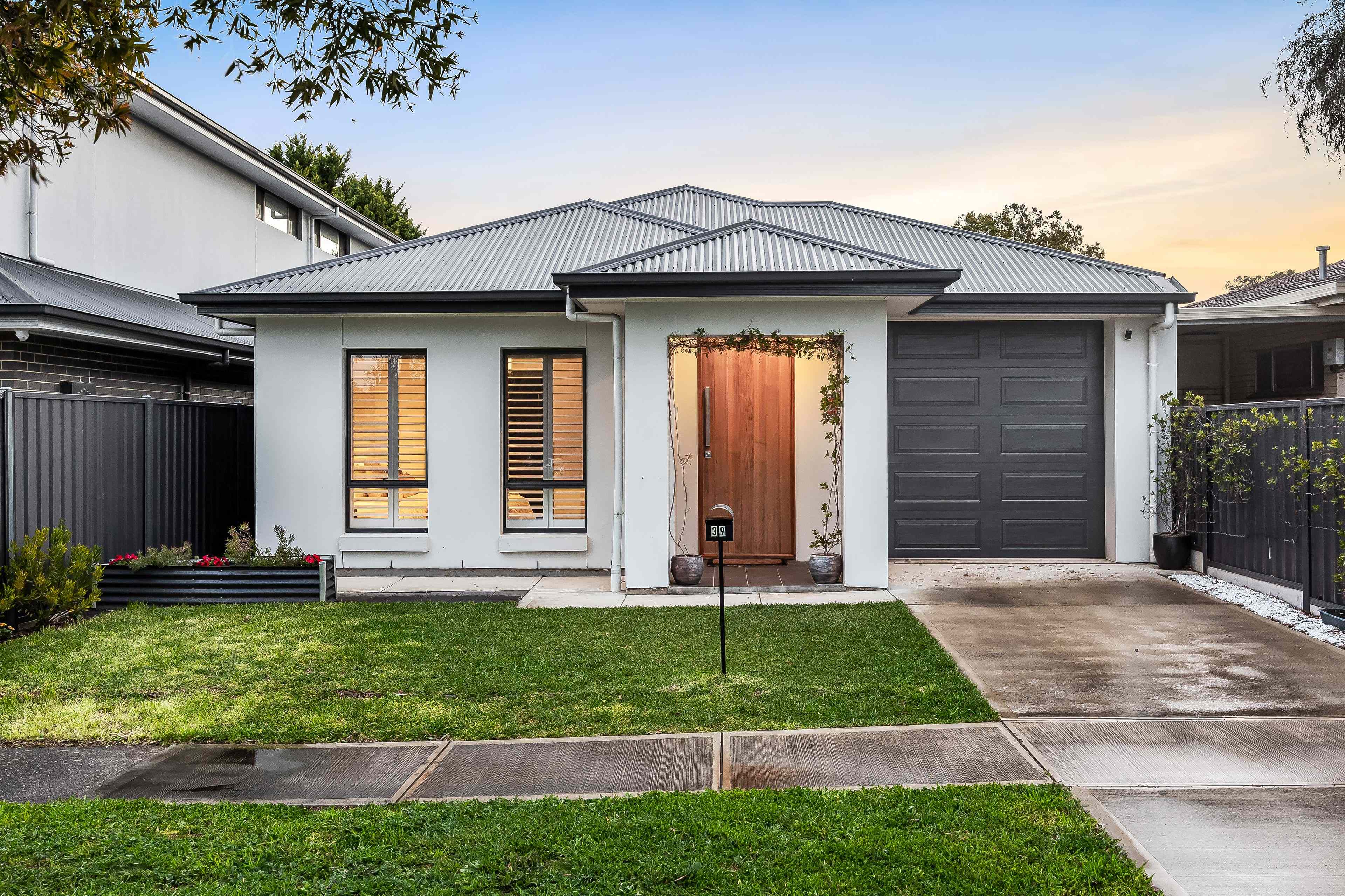 Sunlit Family Gem with Modern Finishes in Leafy Klemzig: SA Klemzig, SA 5087 House | Prop-GPT the AI-Powered Property Portal