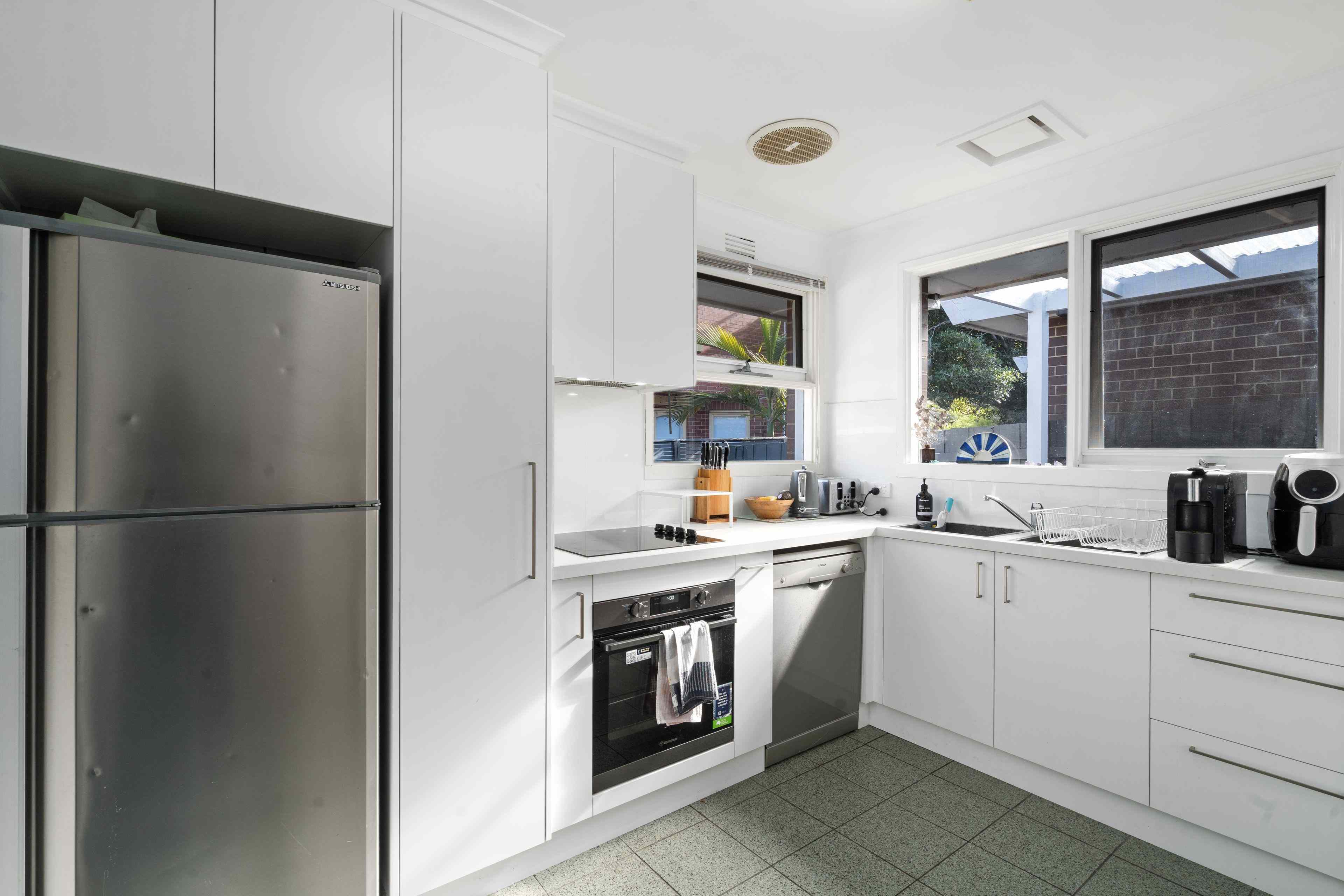 Beautifully Renovated 2-Bedroom Unit in Parkdale - Prime Location!: VIC Parkdale, VIC 3195 Unit | Prop-GPT the AI-Powered Property Portal