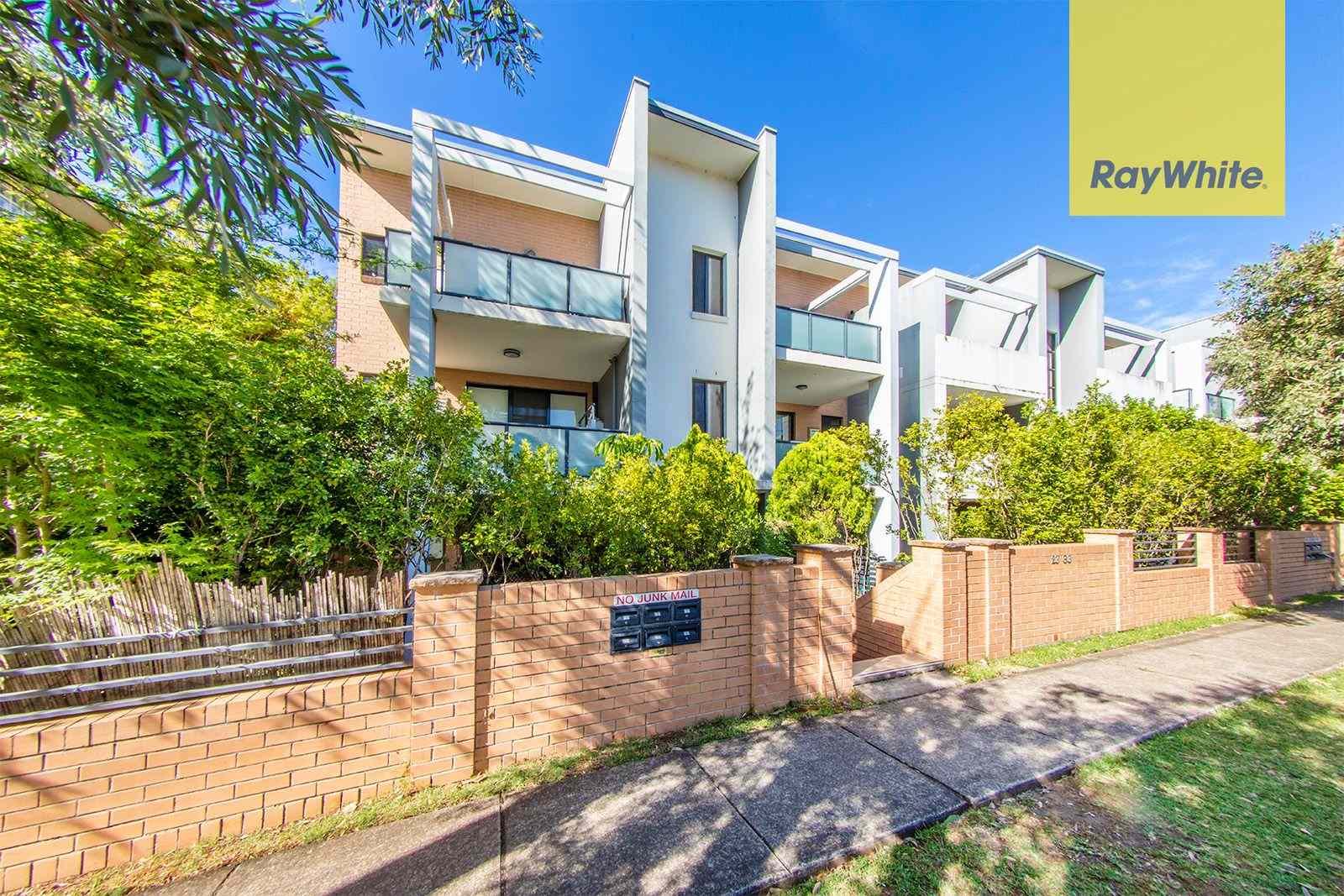 MODERN AND SPACIOUS TWO BEDROOM APARTMENT MOMENTS FROM CBD - PET FRIENDLY: NSW Parramatta, NSW 2150 Unit | Prop-GPT the AI-Powered Property Portal