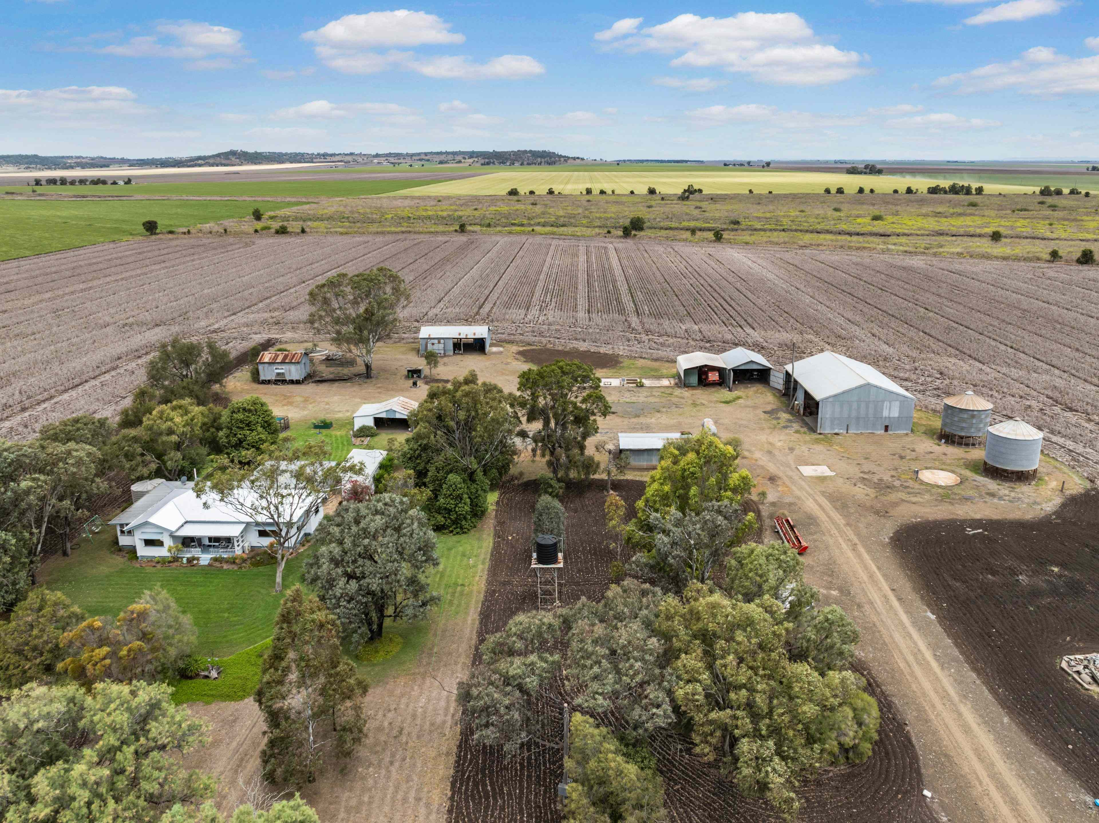 The Perfect Blend of Lifestyle & Productivity: QLD Mount Tyson, QLD 4356 Lifestyle | Prop-GPT the AI-Powered Property Portal