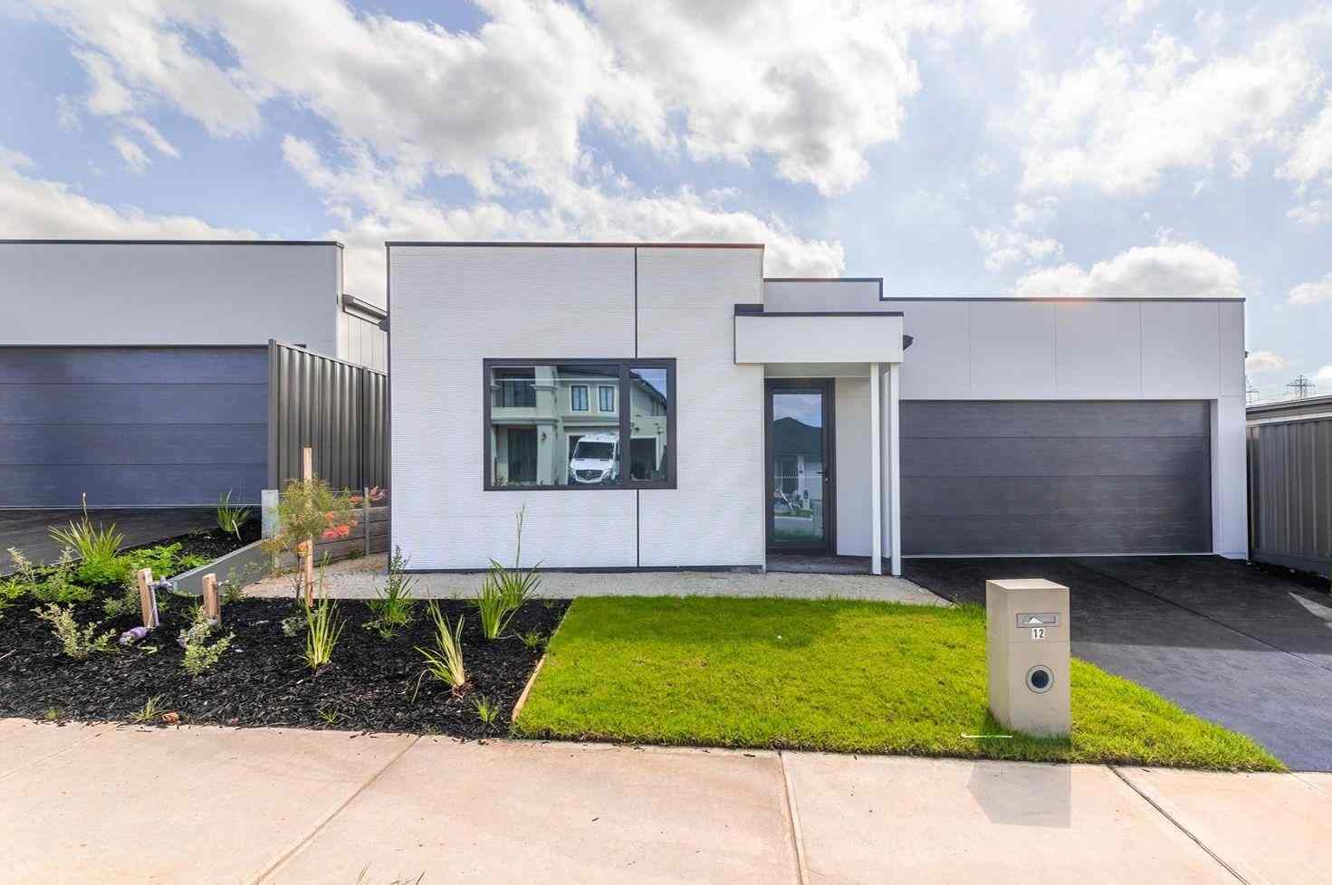 Modern Family Home in Mount Pleasant Estate: VIC Pakenham, VIC 3810 House | Prop-GPT the AI-Powered Property Portal