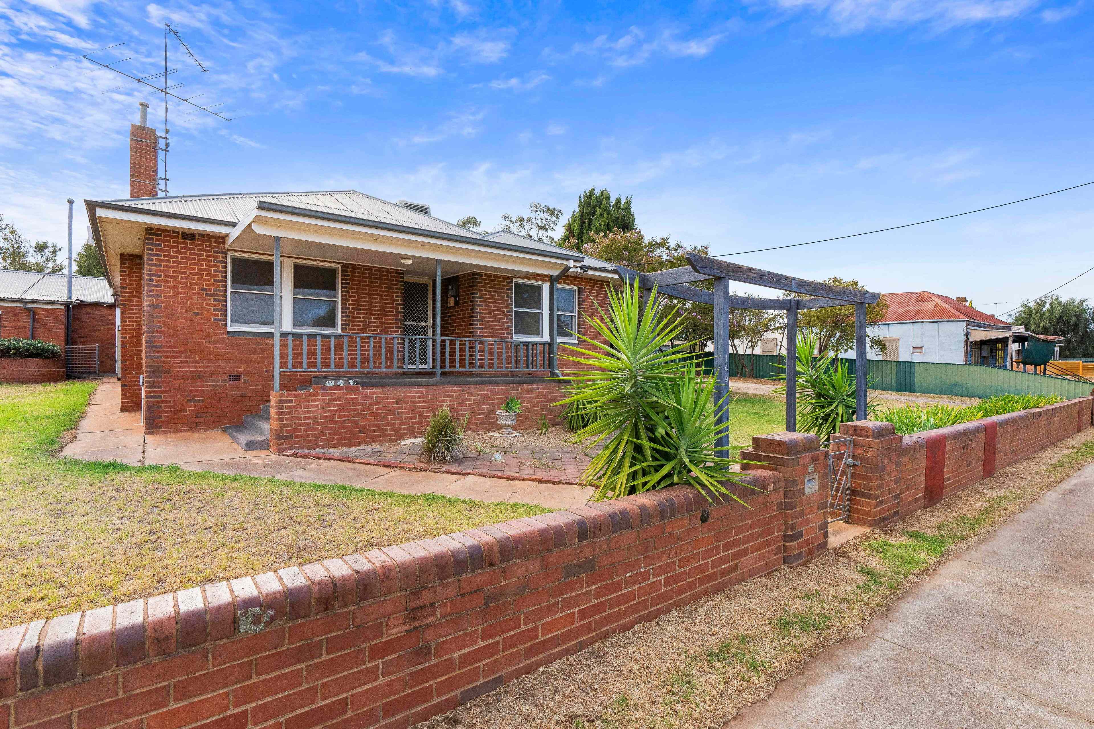 Character & Charm!: NSW Coolamon, NSW 2701 House | Prop-GPT the AI-Powered Property Portal