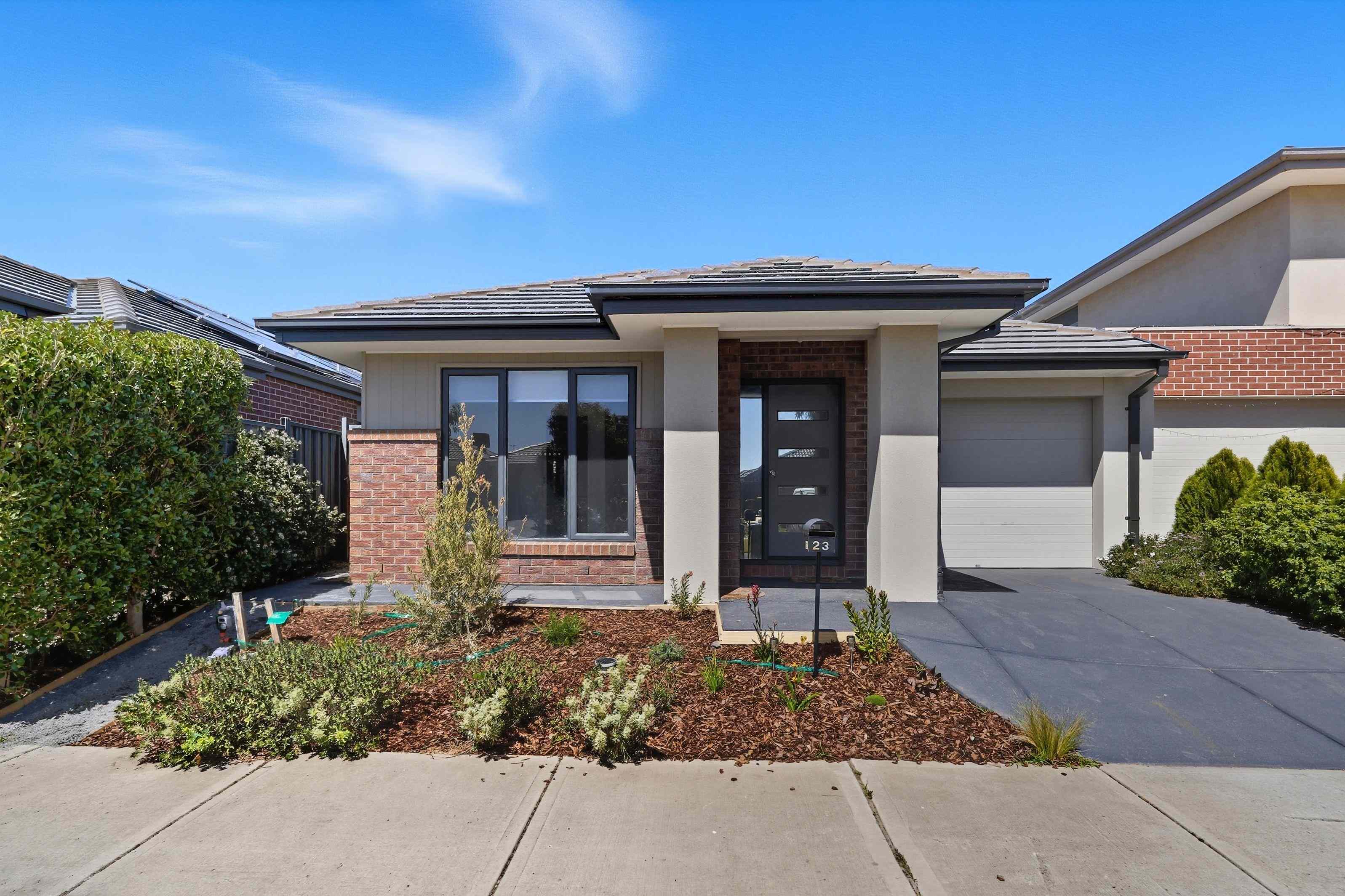 HOME FOR RENT IN CORNERSTONE ESTATE: VIC Werribee, VIC 3030 House | Prop-GPT the AI-Powered Property Portal