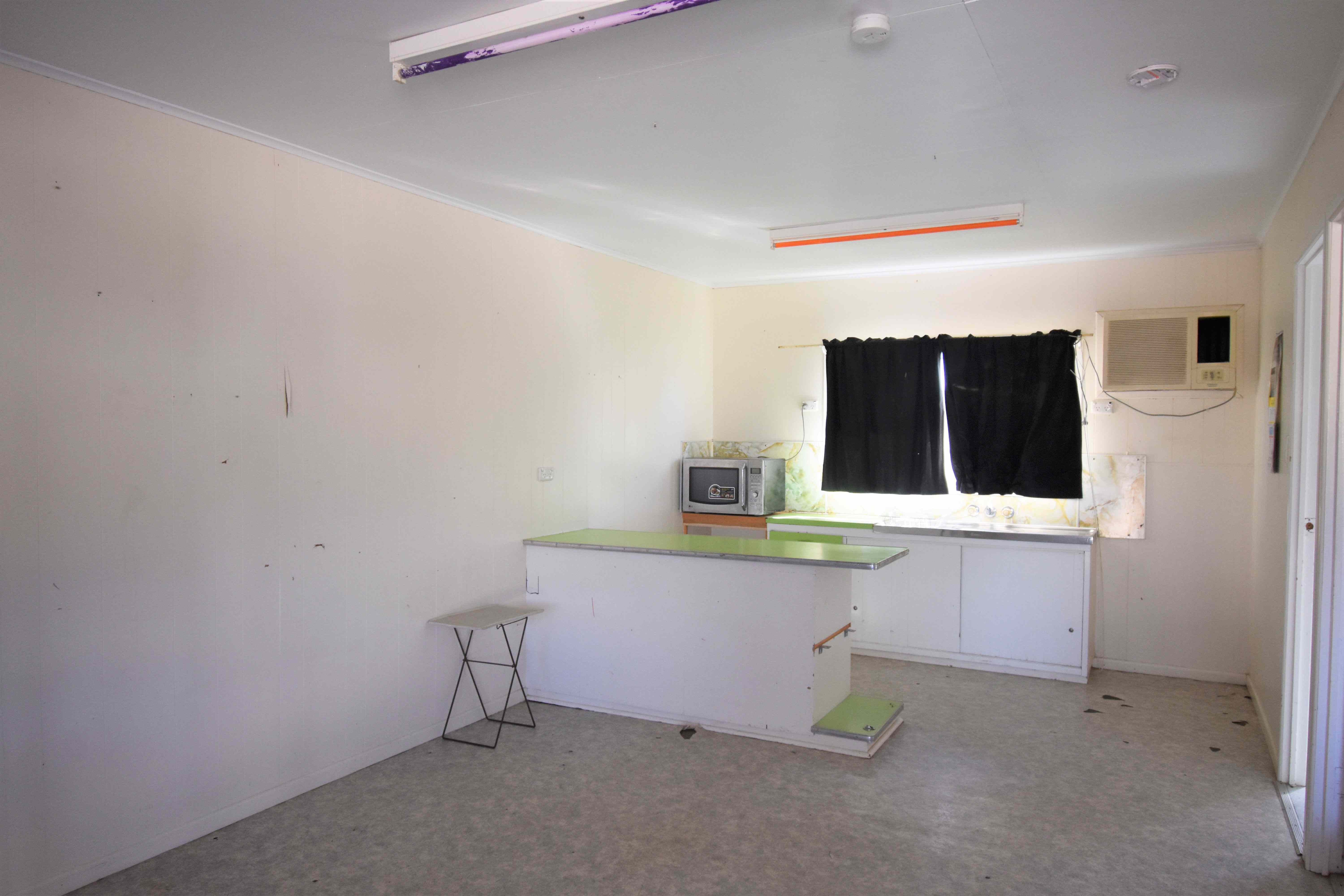 One Bedroom Unit Close to Town: QLD Longreach, QLD 4730 Unit | Prop-GPT the AI-Powered Property Portal