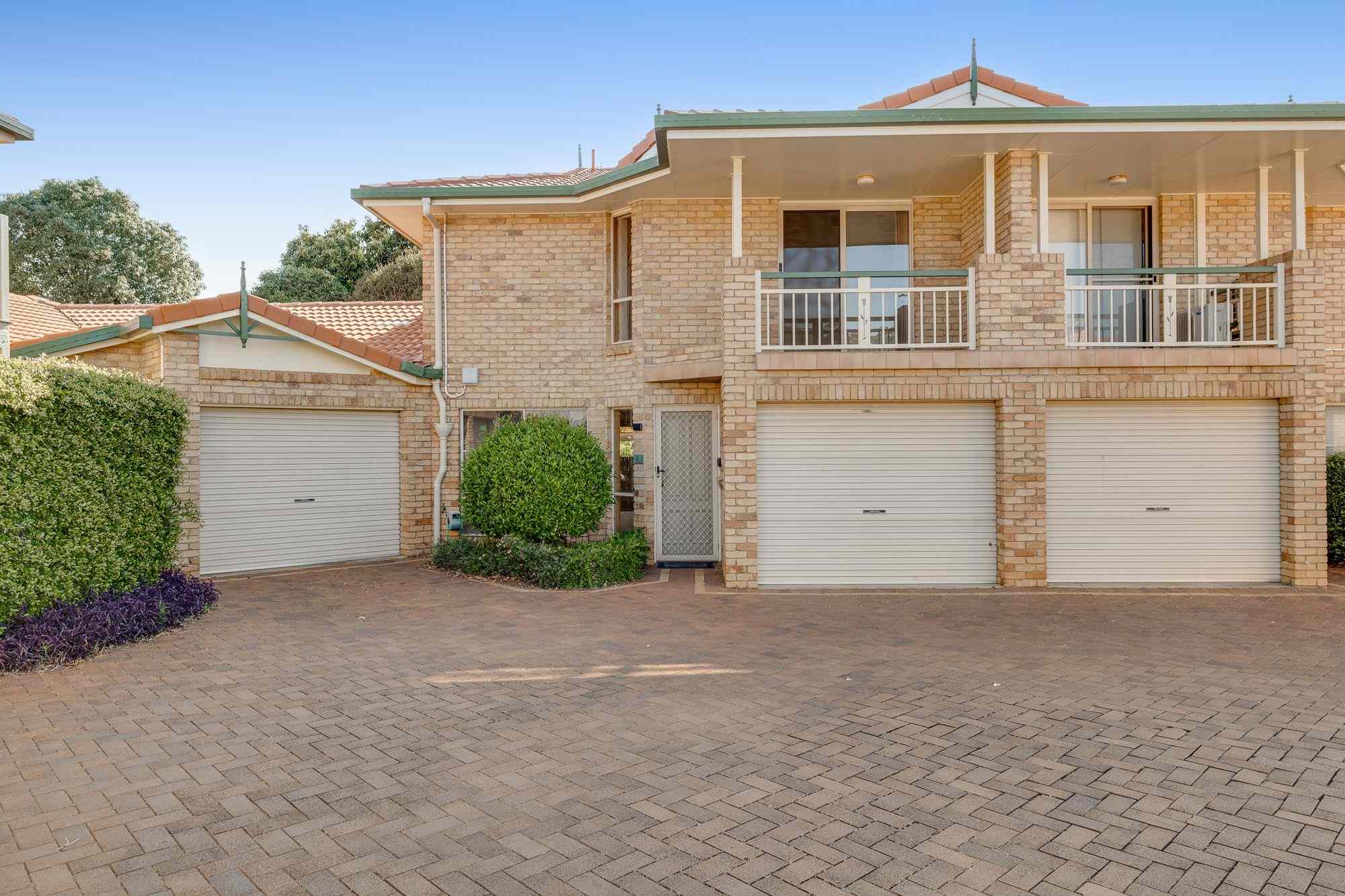 Spacious 3-Bedroom Townhouse in Prime Rangeville Location: QLD Rangeville, QLD 4350 Townhouse | Prop-GPT the AI-Powered Property Portal