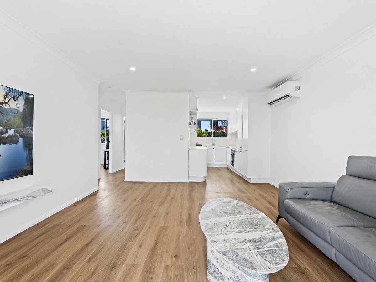 5/41 Burra Street, Chevron Island, QLD 4217 - Unit for Rent - harcourts.net: QLD Chevron Island, QLD 4217 Property | Prop-GPT the AI-Powered Property Portal