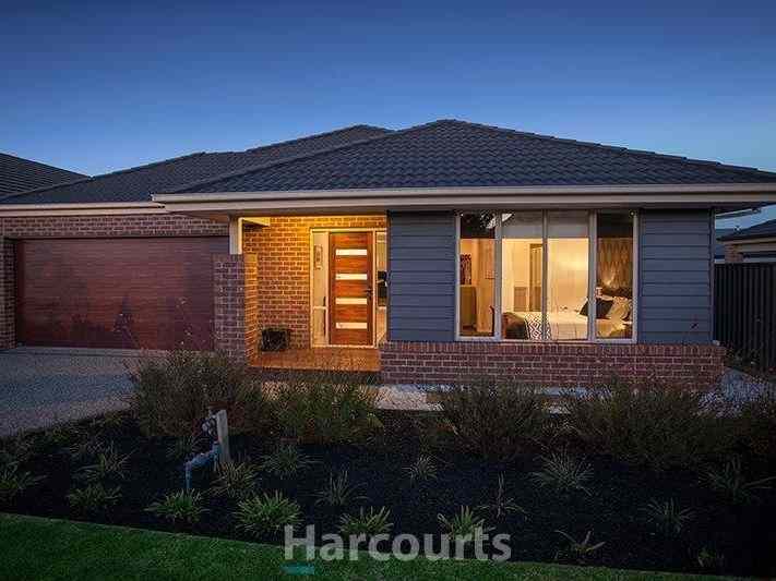 4 Perry Court, Pakenham, VIC 3810 - House for Rent - harcourts.net: VIC Pakenham, VIC 3810 House | Prop-GPT the AI-Powered Property Portal