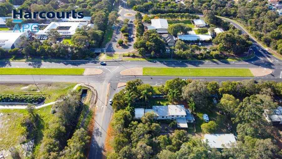 Prop-GPT: House: WA Busselton, WA 6280 183 Queen Elizabeth Boulevard, BUSSELTON, WA 6280 - House for Rent - harcourts.net