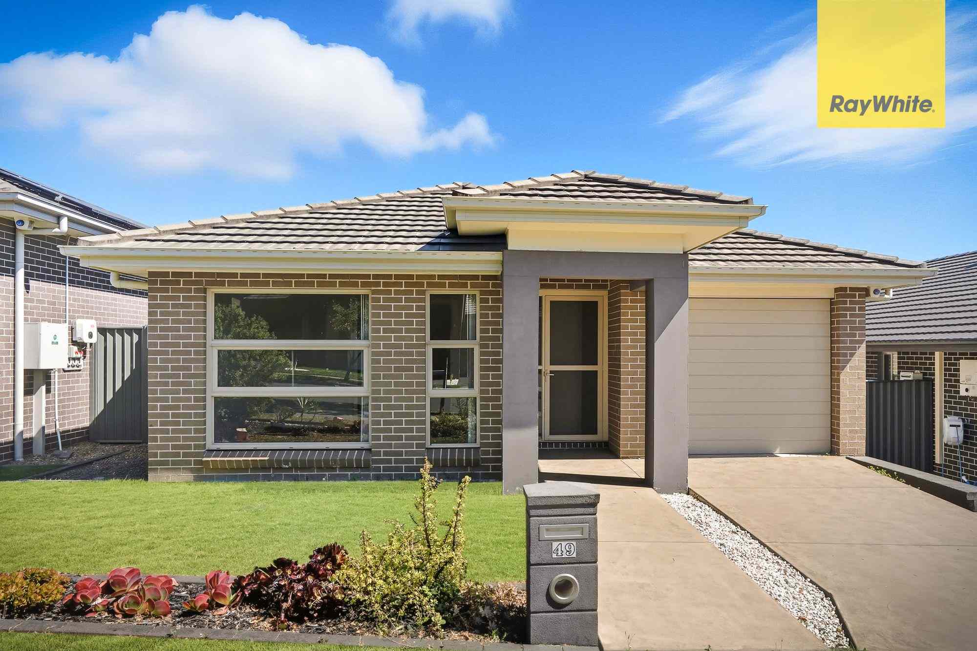 Comfortable 3-Bedroom Home in Jordan Springs: NSW Jordan Springs, NSW 2747 House | Prop-GPT the AI-Powered Property Portal