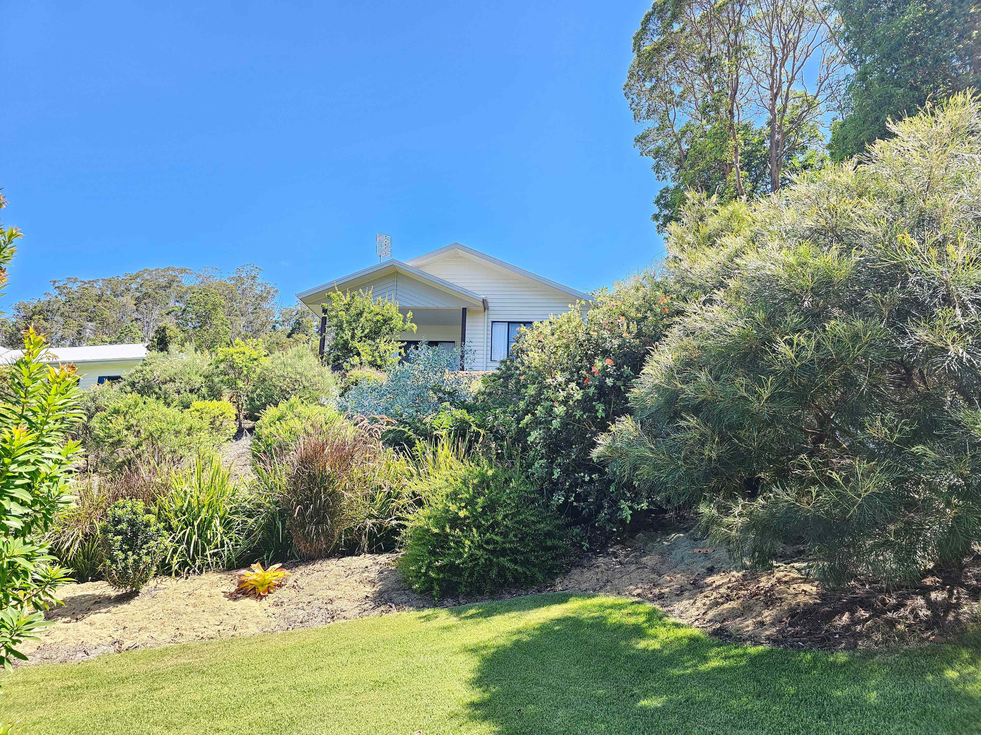 Please Read Discription!!! Stunning 2 Bed home!!  A Slice of Peace and Serenity of Country living at it's best!!: QLD Rosemount, QLD 4560 House | Prop-GPT the AI-Powered Property Portal