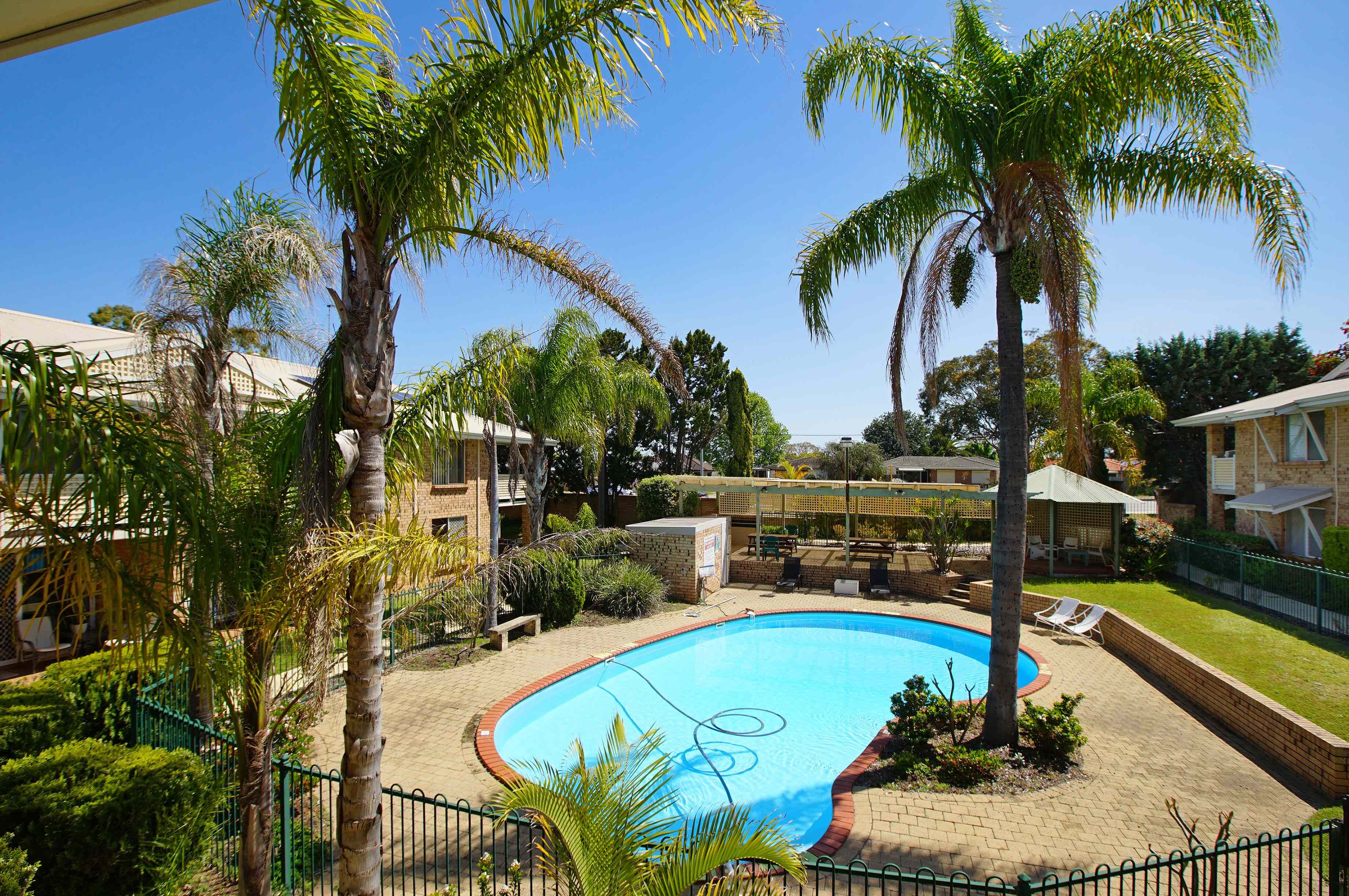 COMFORTABLE CONVENIENT APARTMENT: WA Kardinya, WA 6163 Apartment | Prop-GPT the AI-Powered Property Portal