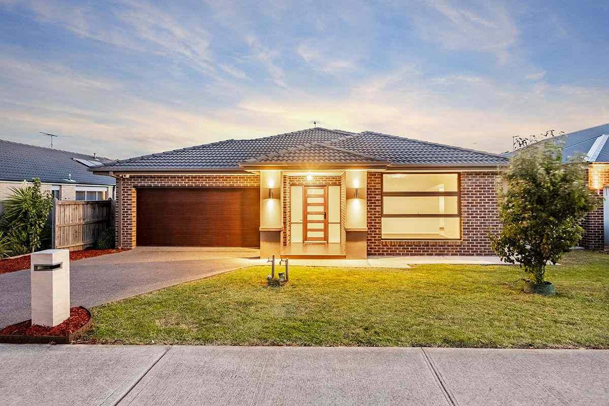 Spacious Family Living in The Avenues Estate: VIC Cranbourne North, VIC 3977 House | Prop-GPT the AI-Powered Property Portal
