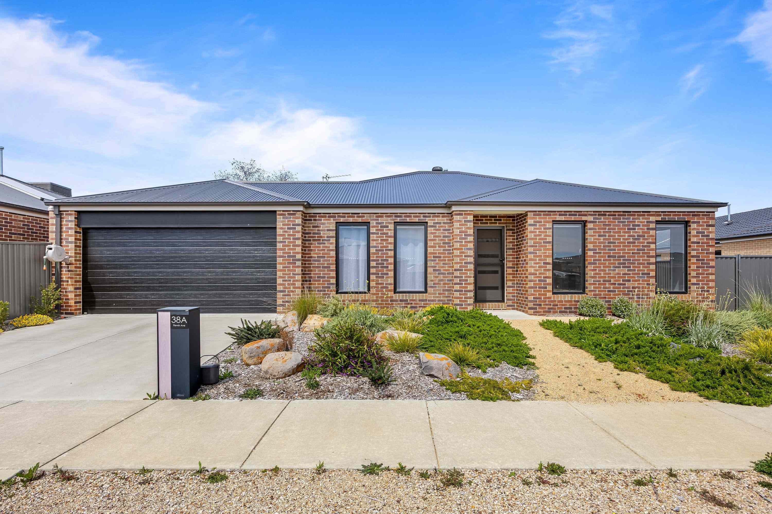 MODERN FAMILY LIVING IN MINERS REST: VIC Miners Rest, VIC 3352 House | Prop-GPT the AI-Powered Property Portal